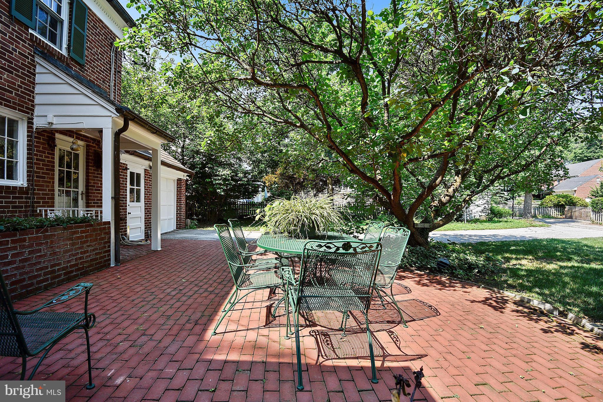 GREATER HOMELAND HISTORIC DISTRICT - Residential