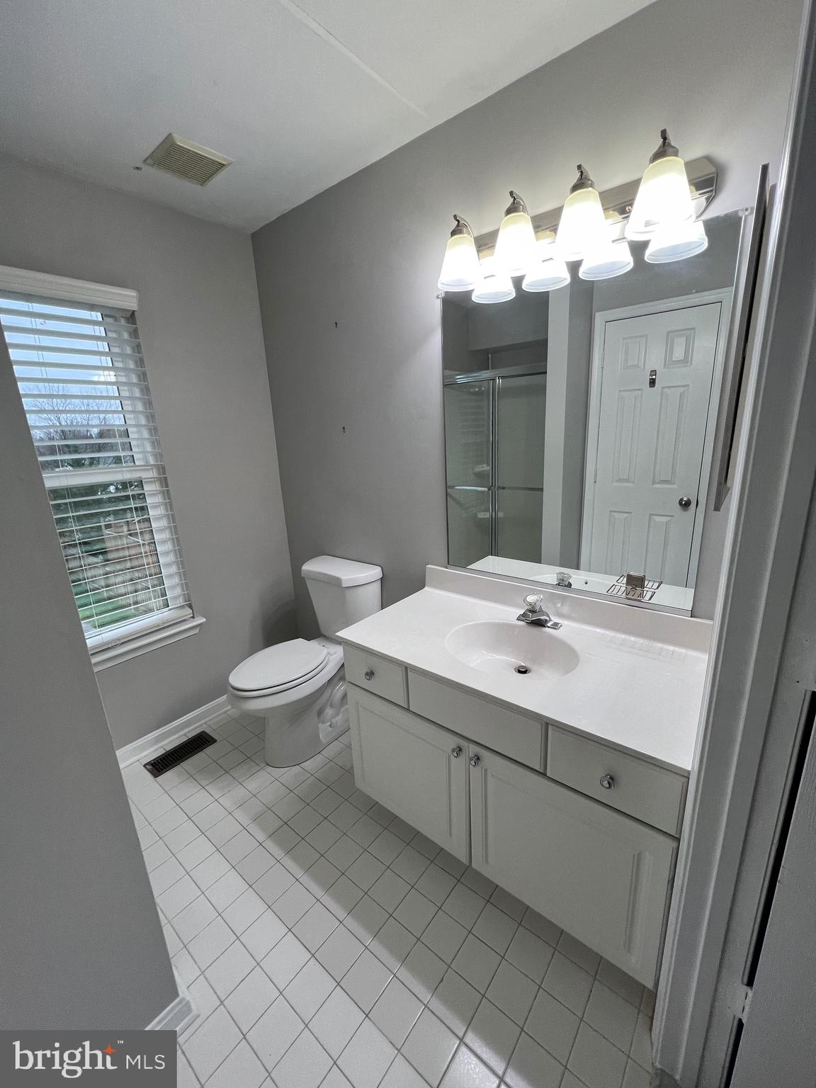 SHANNON RUN - Residential Lease