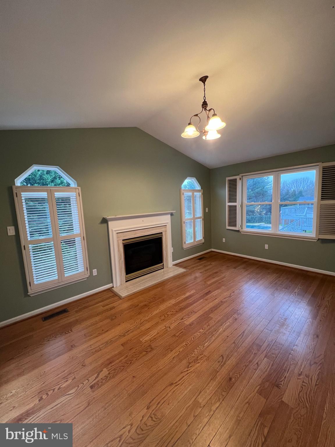 SHANNON RUN - Residential Lease