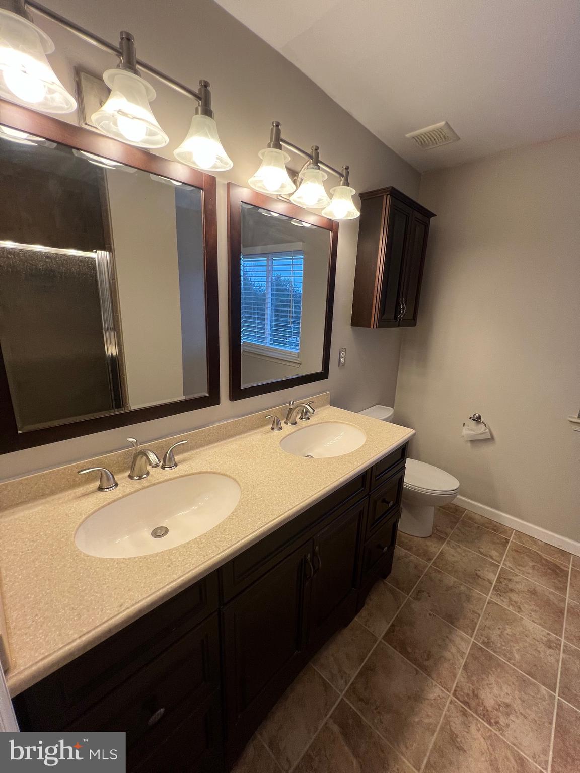 SHANNON RUN - Residential Lease