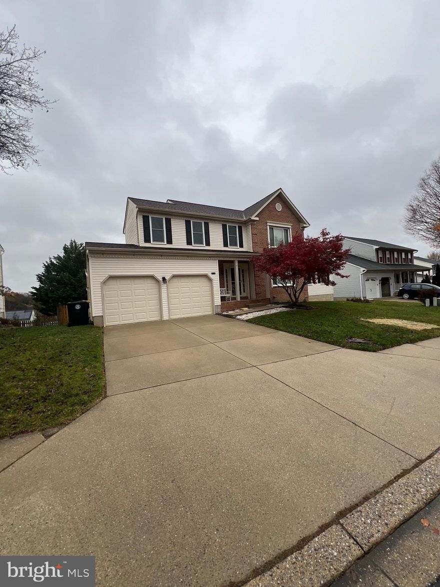 Very nicely kept detached home in Sykesville. Minutes from schools, Main Street, and more! Qualifications Include minimum credit scores of 600, and gross yearly income of 35x the monthly rent