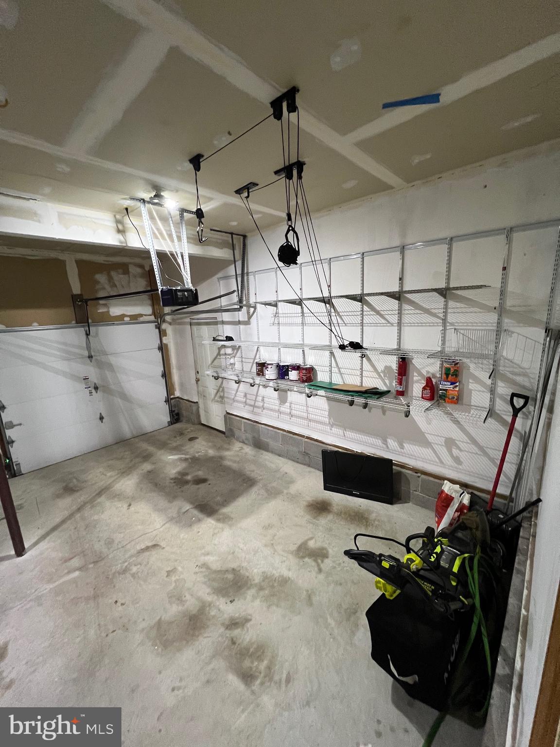 SHANNON RUN - Residential Lease