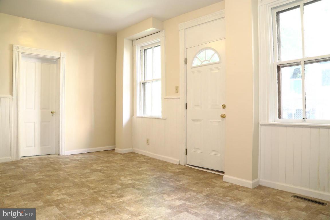 LANCASTER - Residential