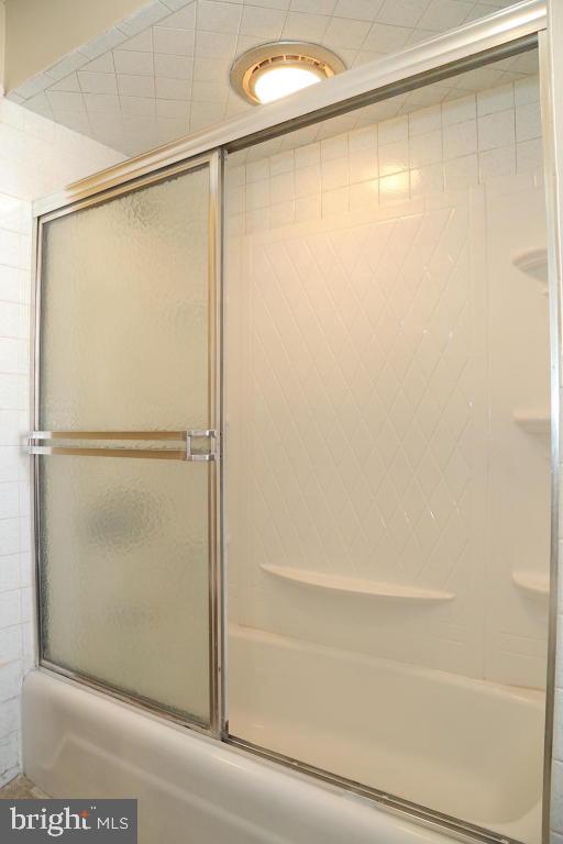 LANCASTER - Residential