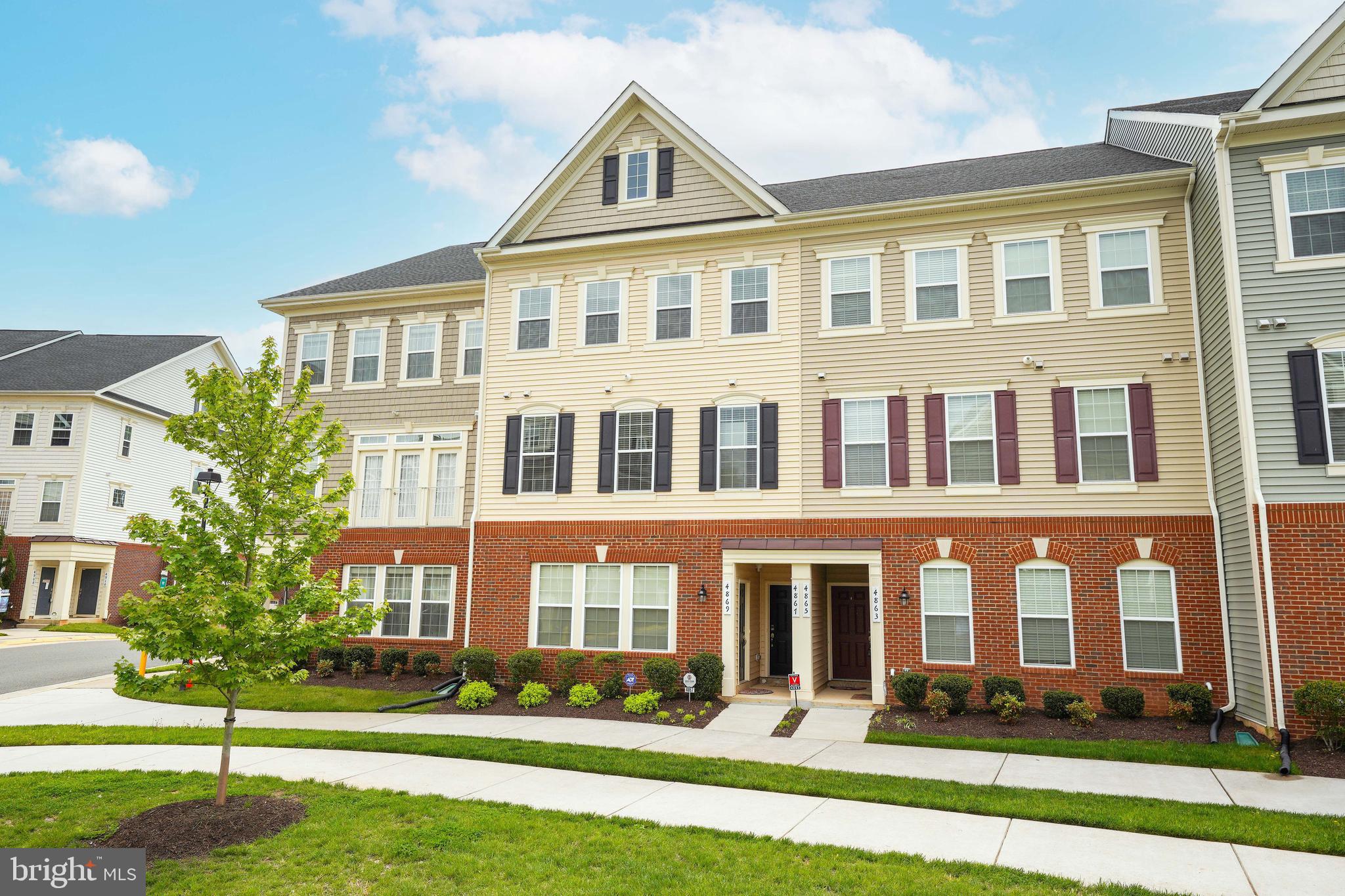 DANE RIDGE CONDO - Residential