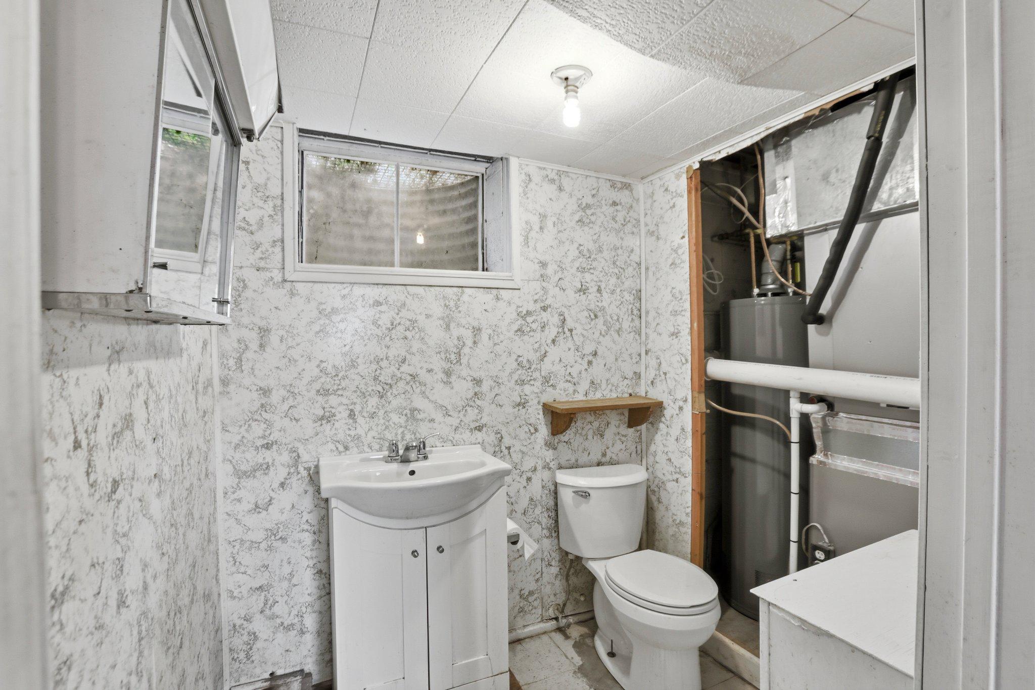 BROOKFIELD - Residential