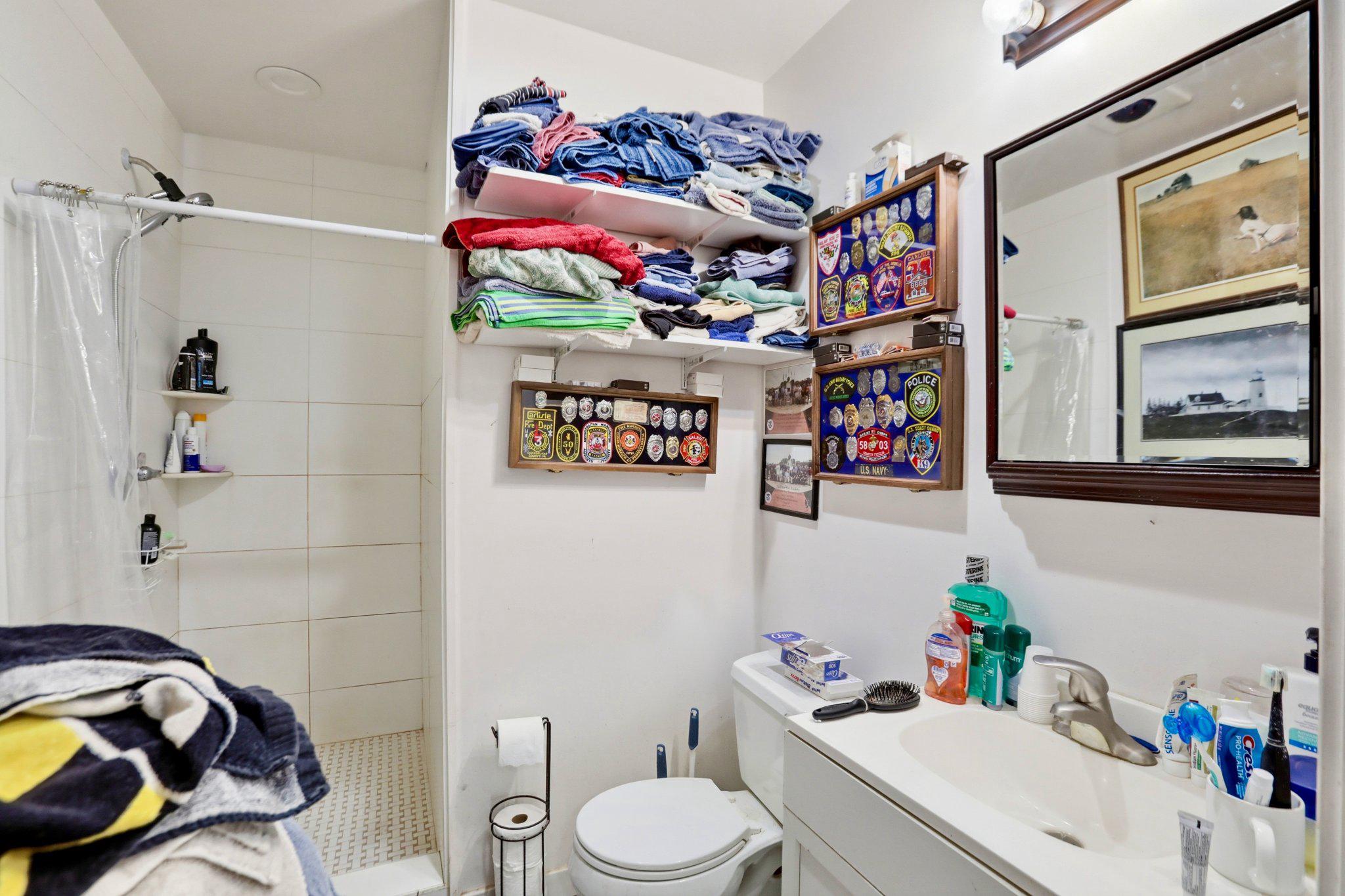 BROOKFIELD - Residential