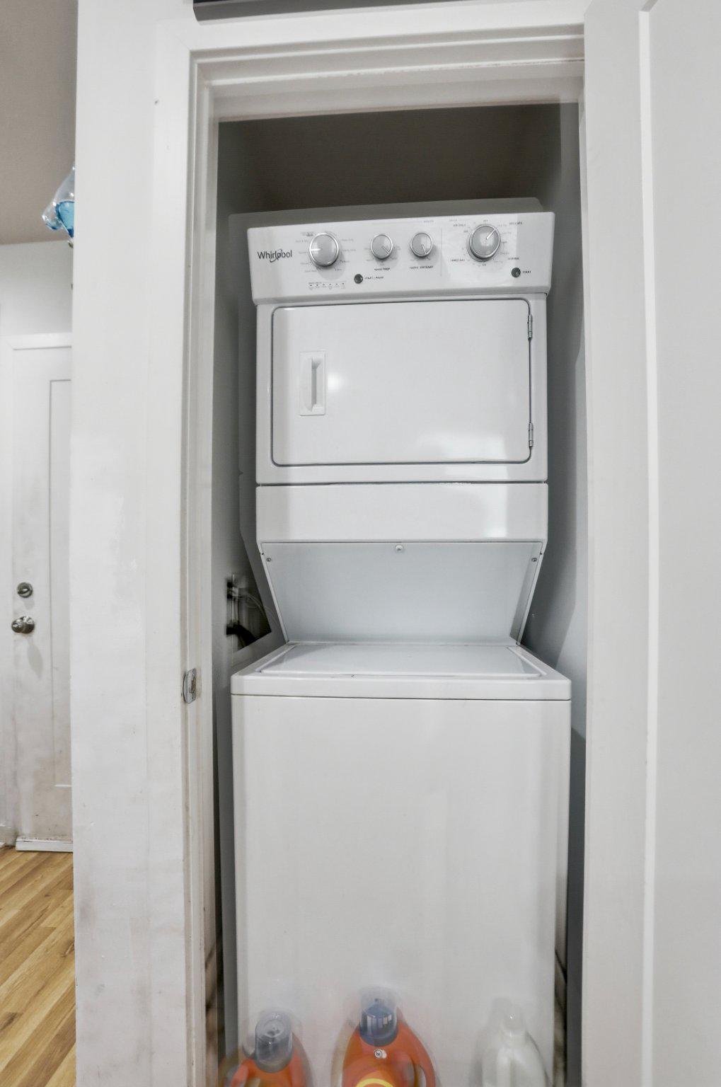 BROOKFIELD - Residential