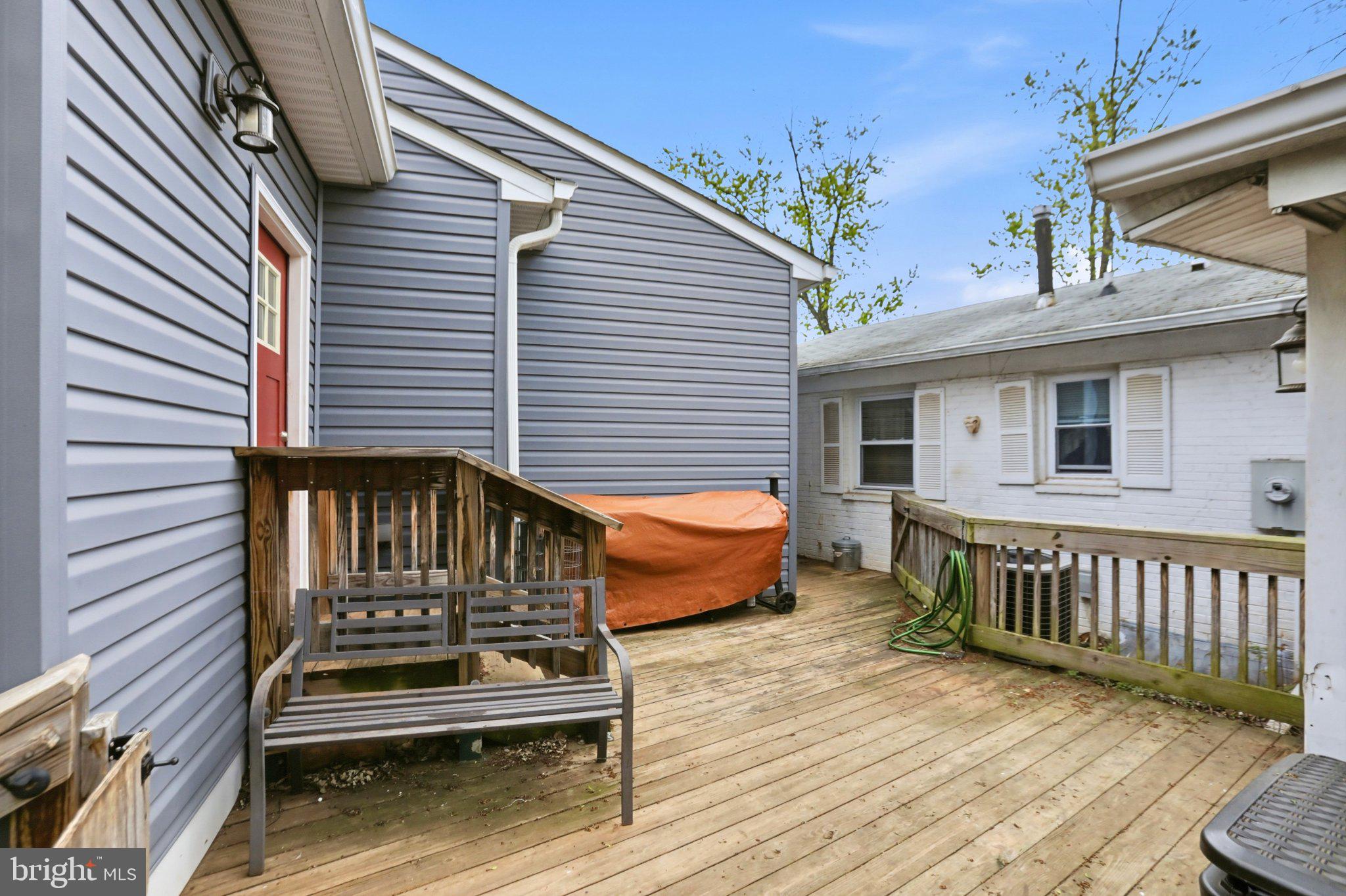 BROOKFIELD - Residential