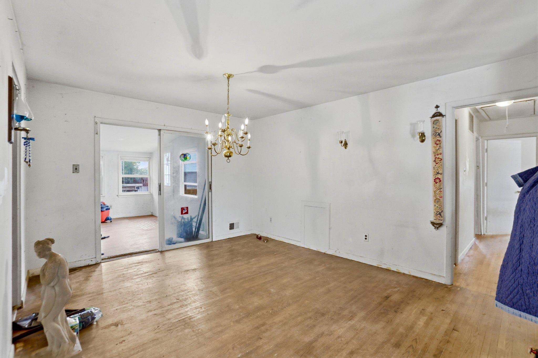 BROOKFIELD - Residential