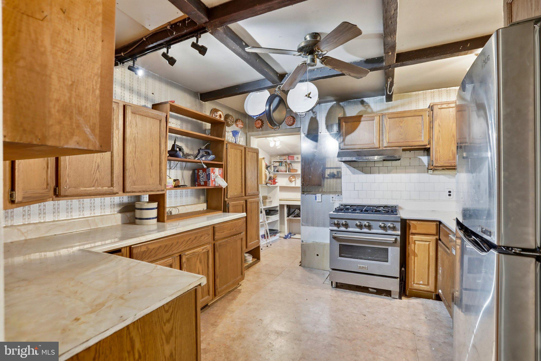 BROOKFIELD - Residential