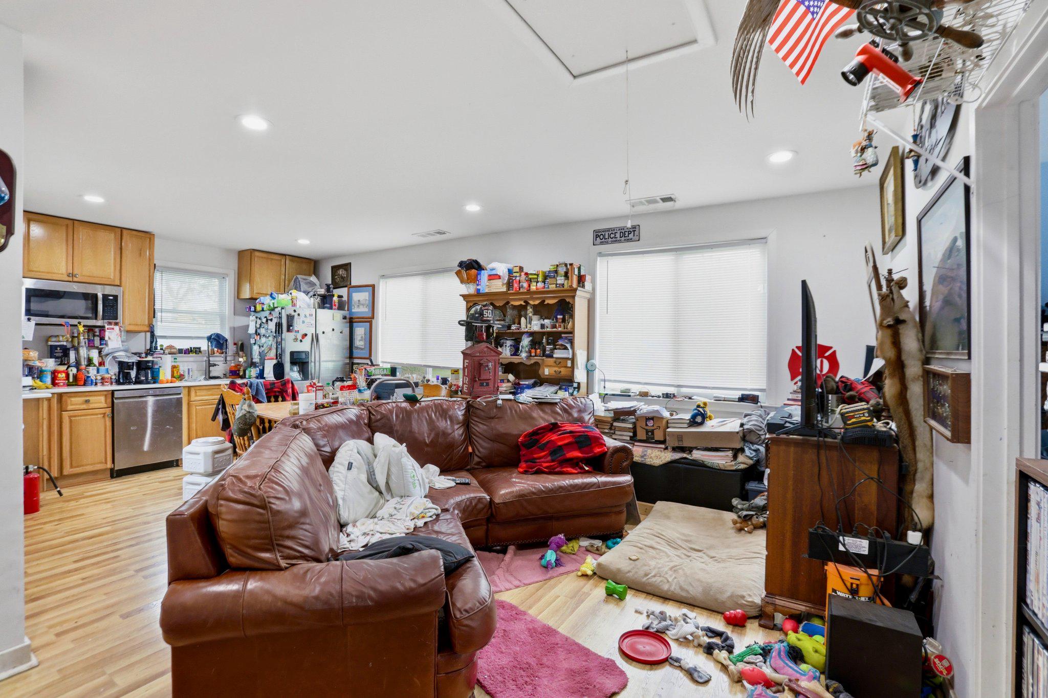 BROOKFIELD - Residential