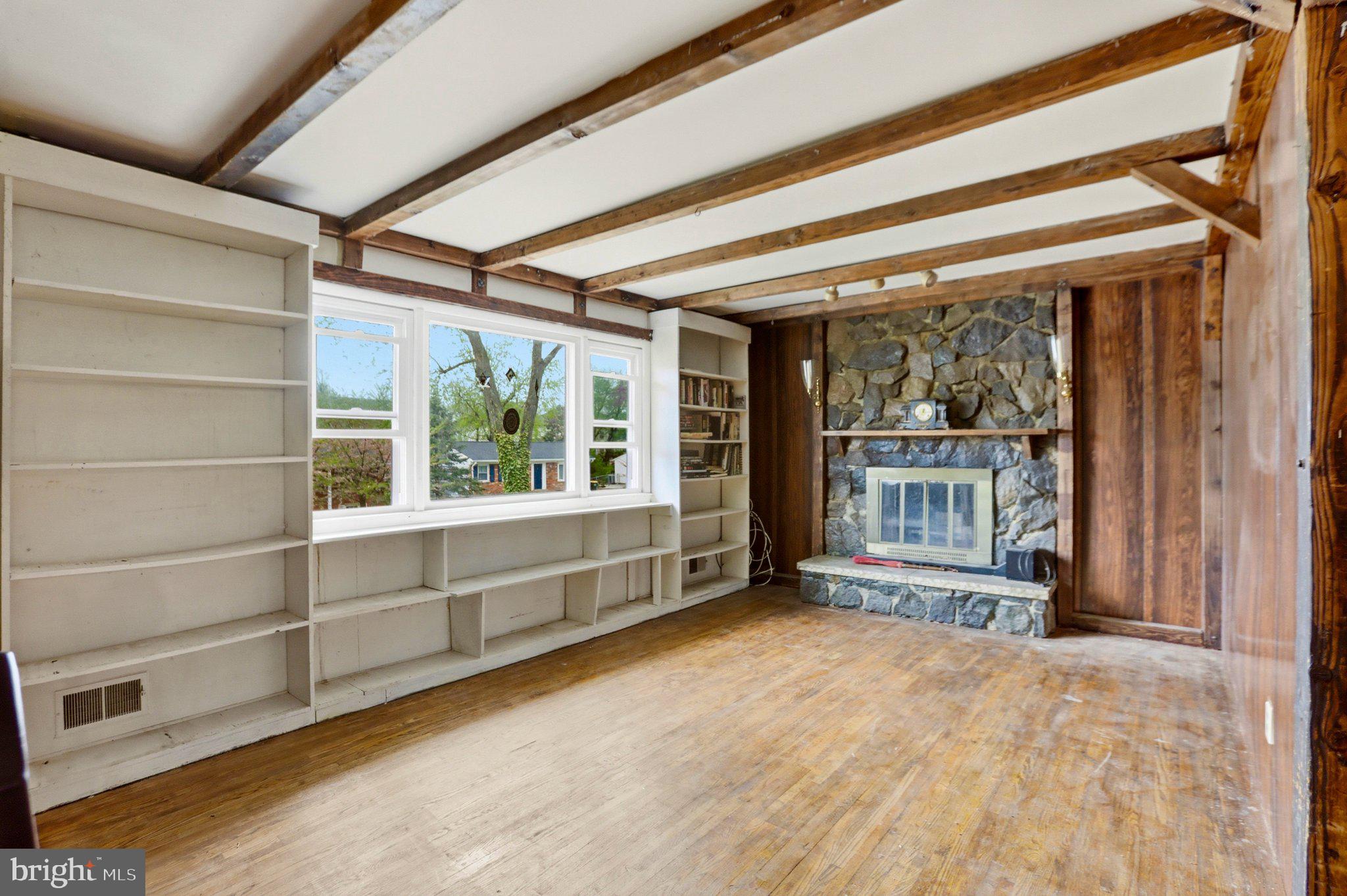 BROOKFIELD - Residential