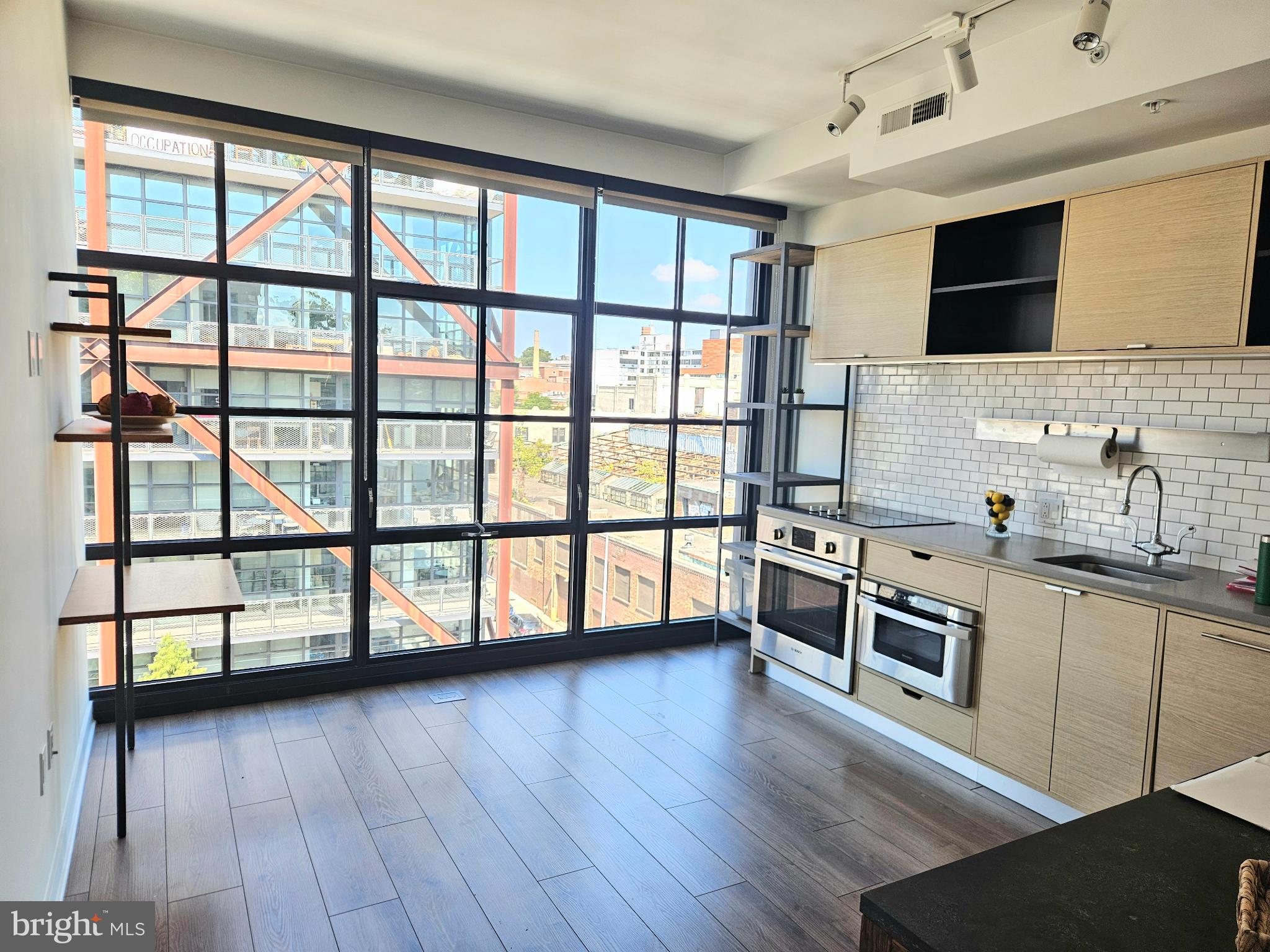 2030 8TH STREET NW PH-5