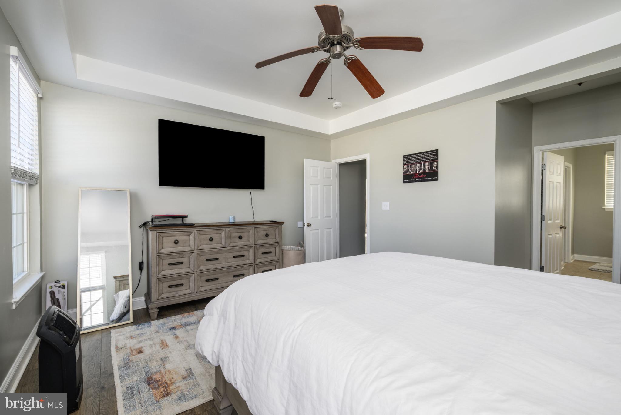 EAST FIELD - Residential