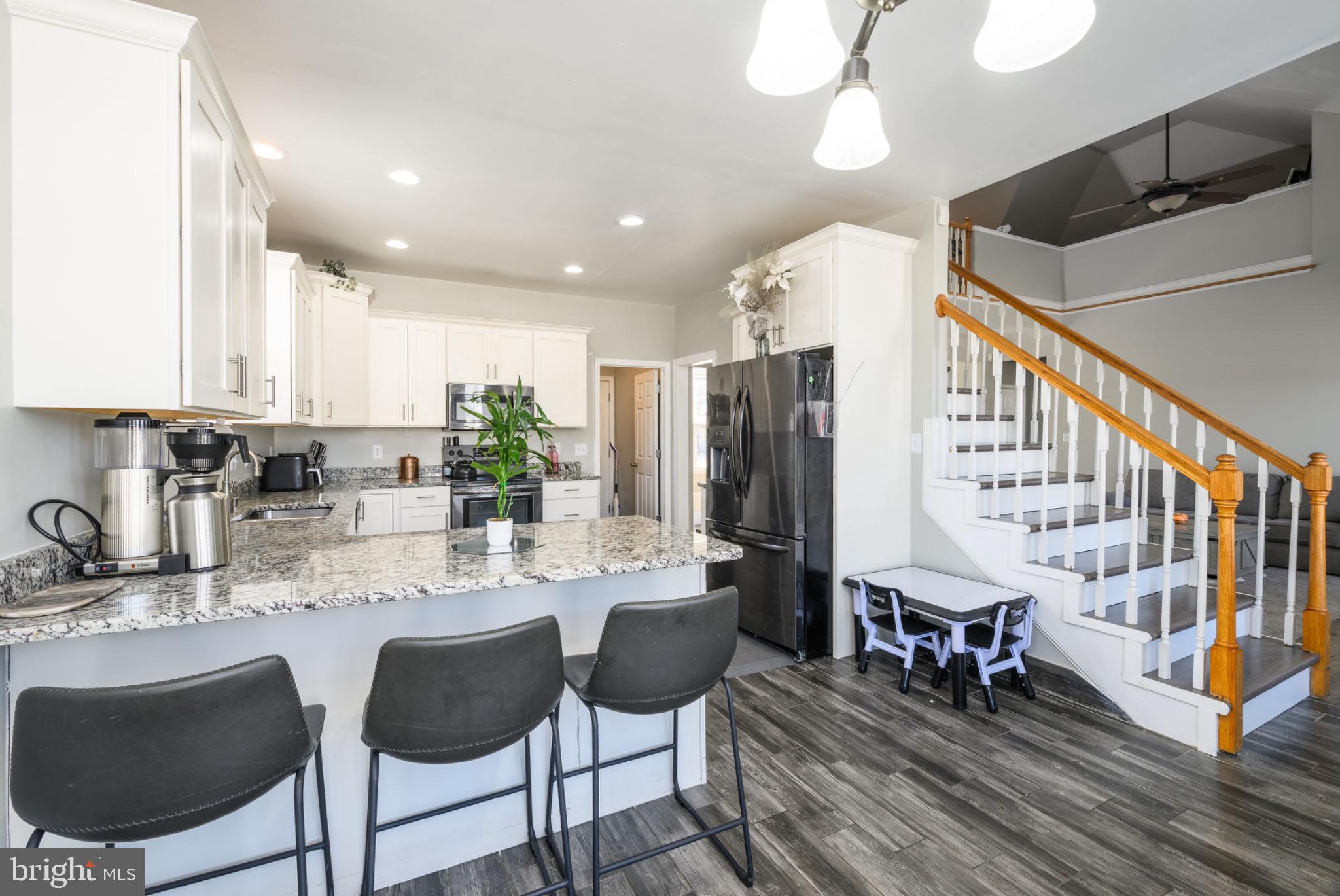 EAST FIELD - Residential