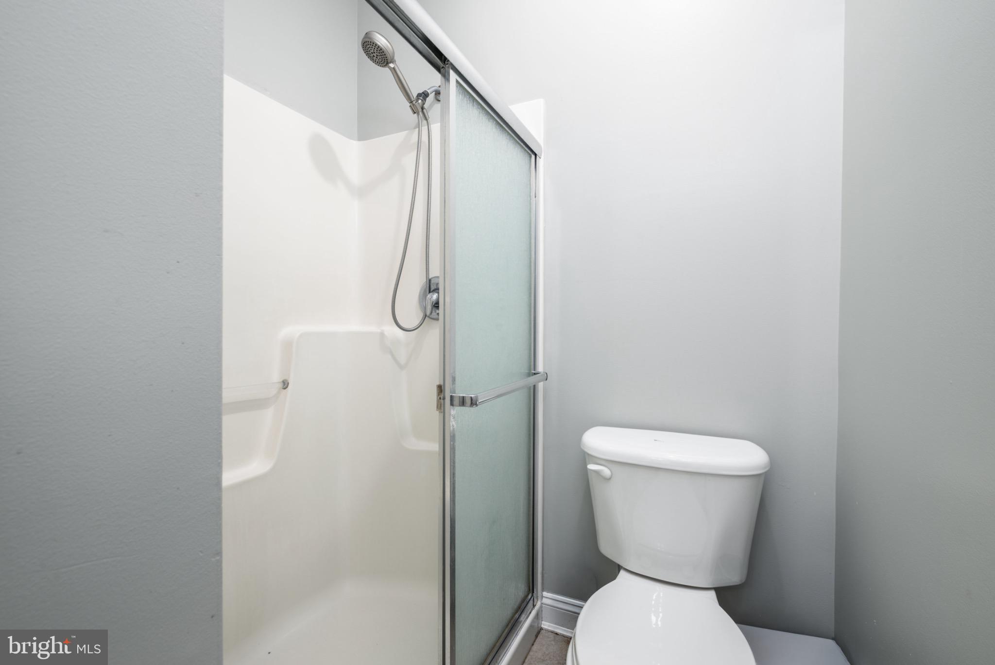 EAST FIELD - Residential