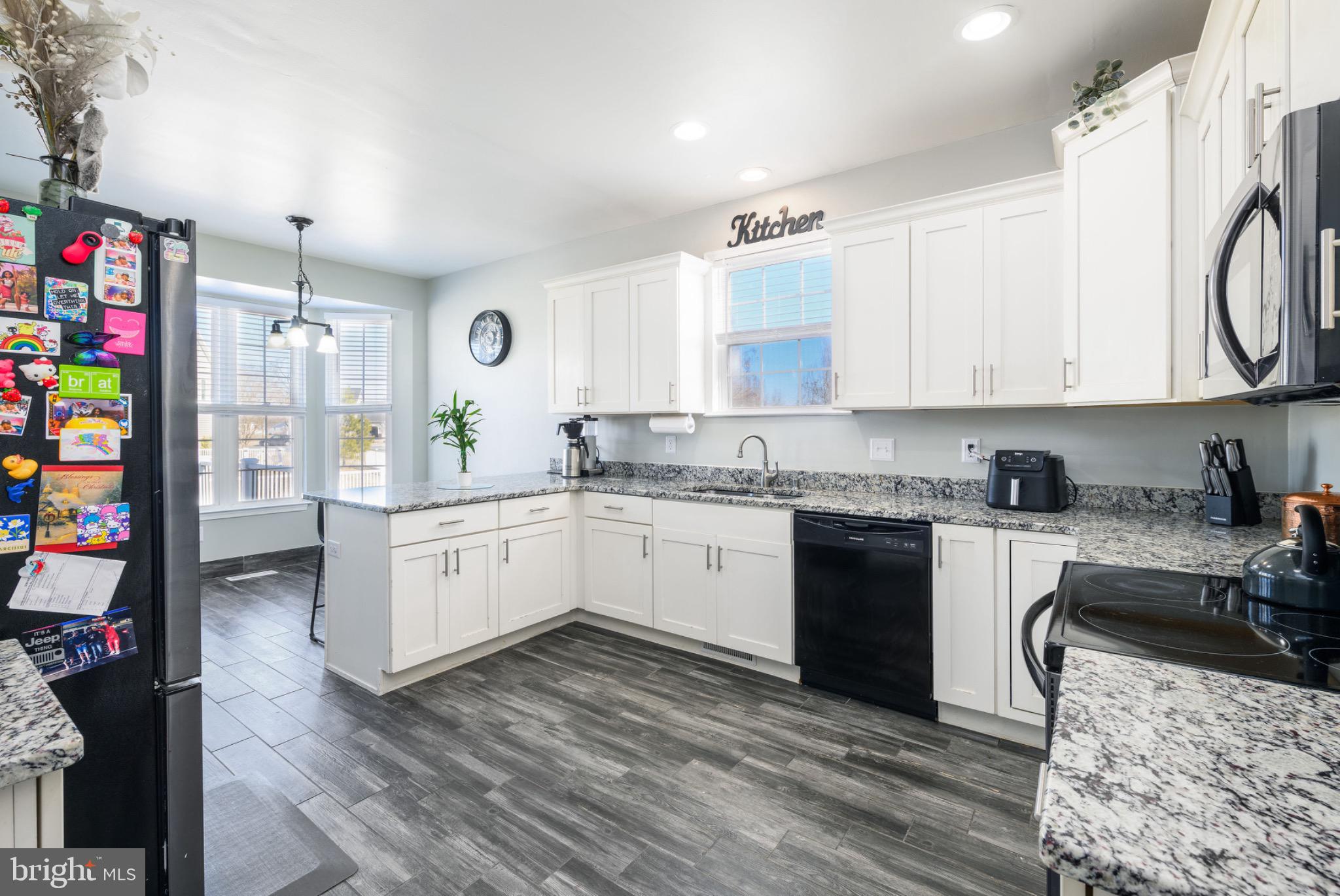 EAST FIELD - Residential