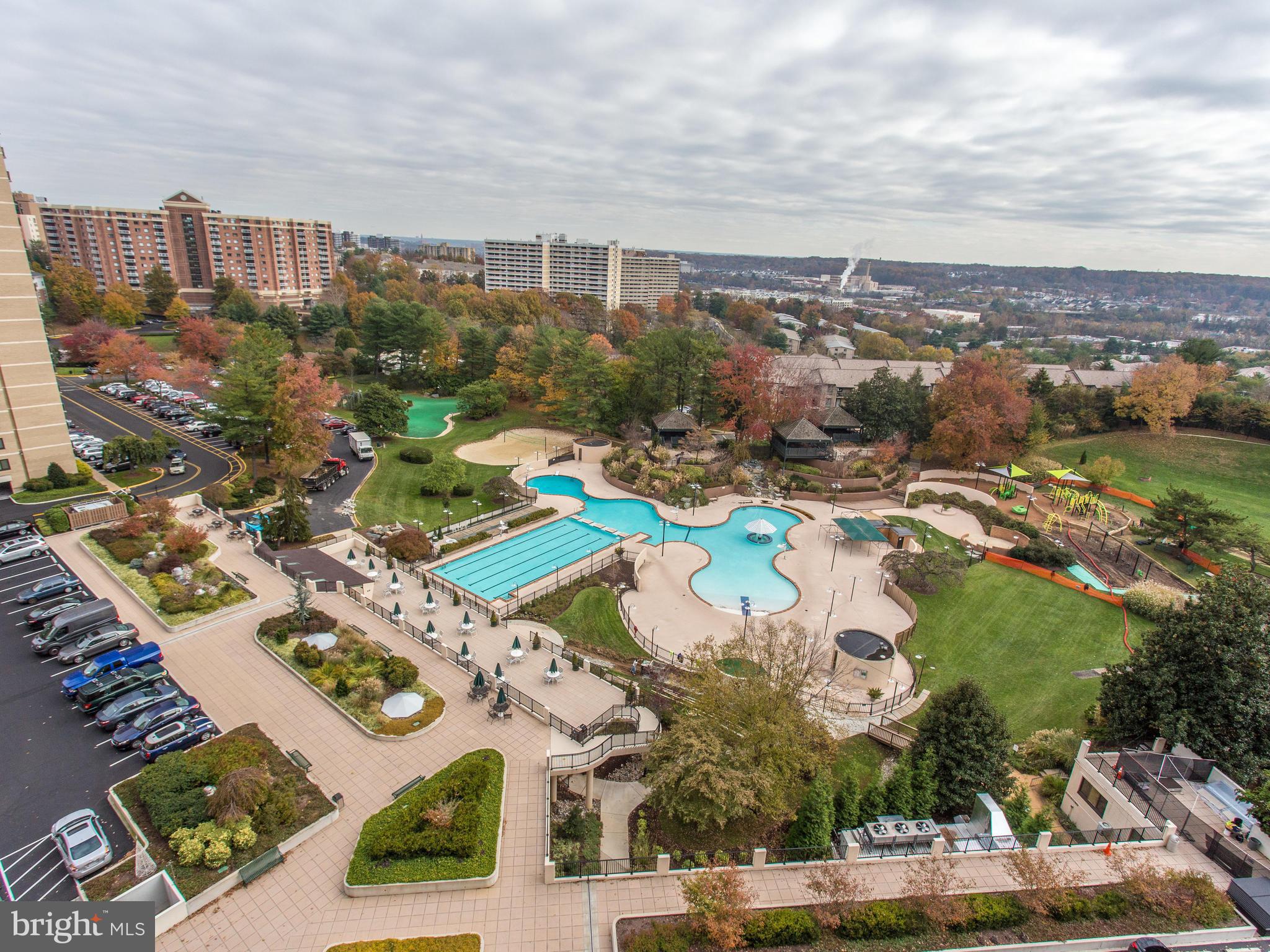 WATERGATE AT LANDMARK - Residential Lease