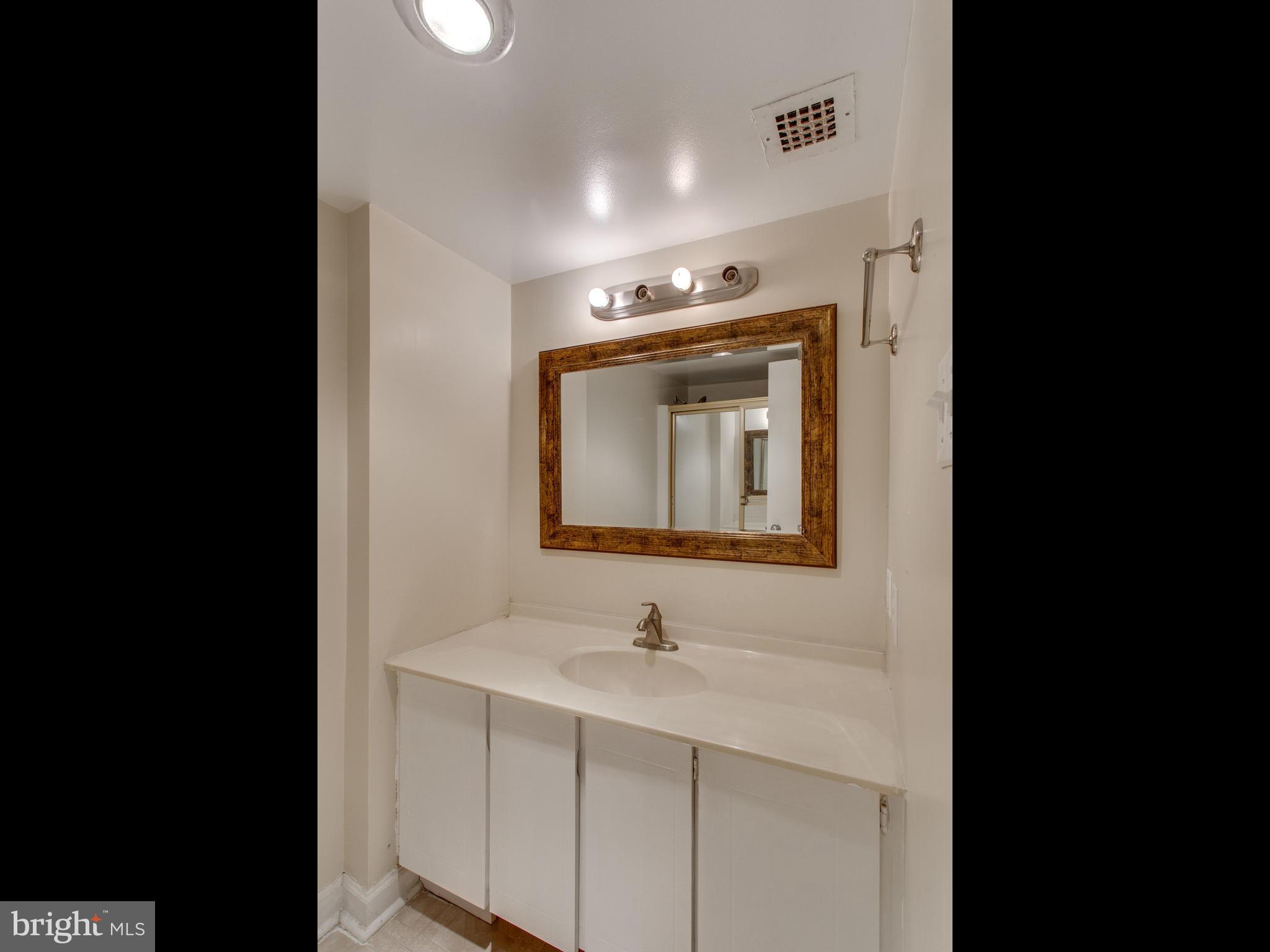 WATERGATE AT LANDMARK - Residential Lease