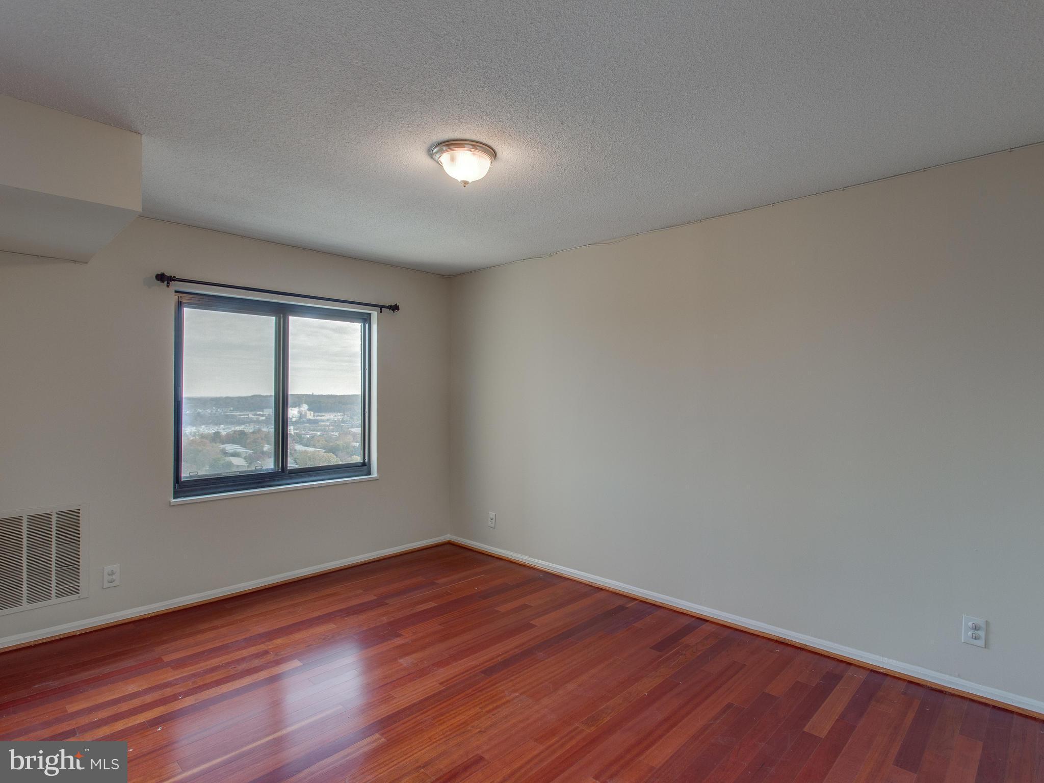 WATERGATE AT LANDMARK - Residential Lease