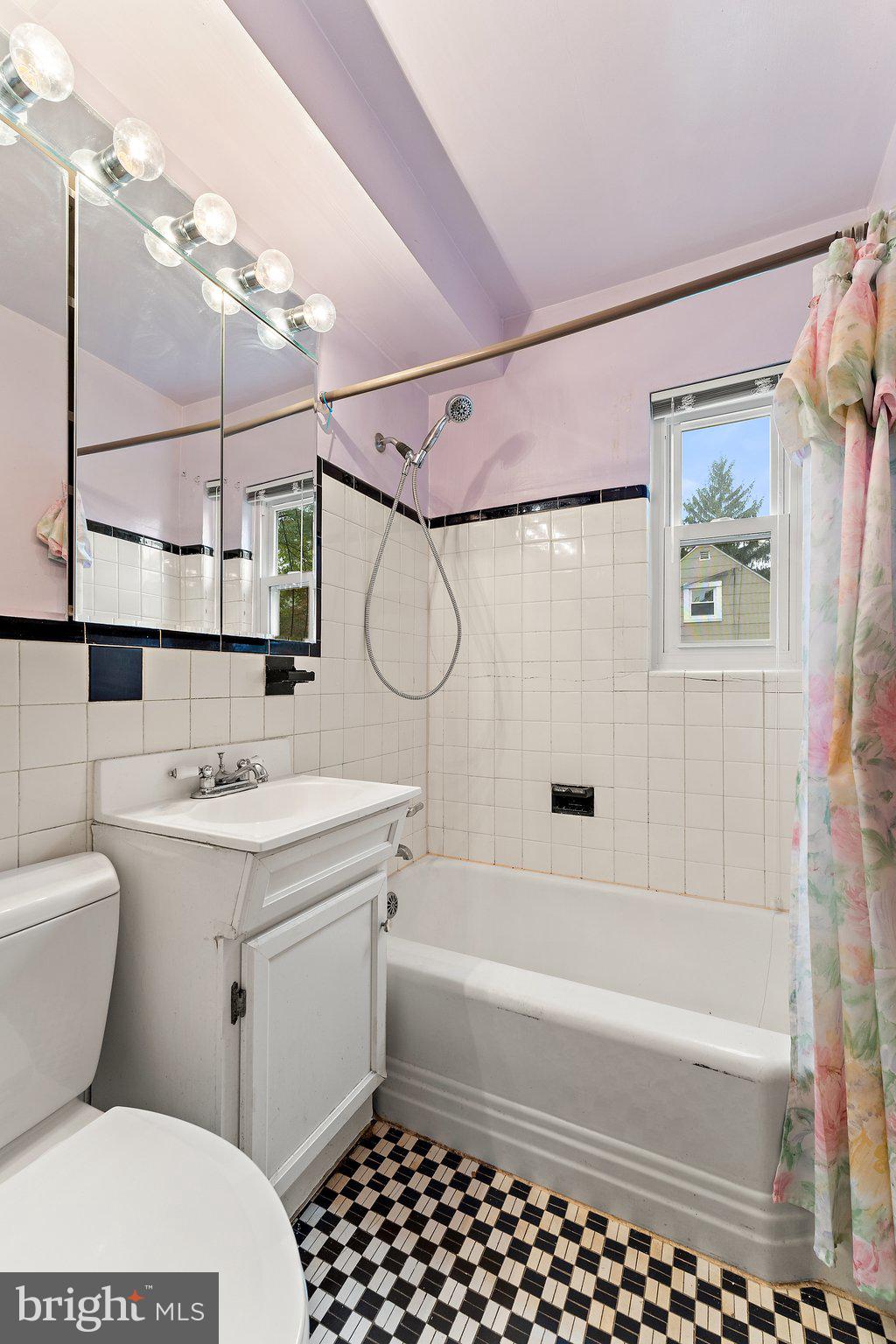 TYLER PARK - Residential