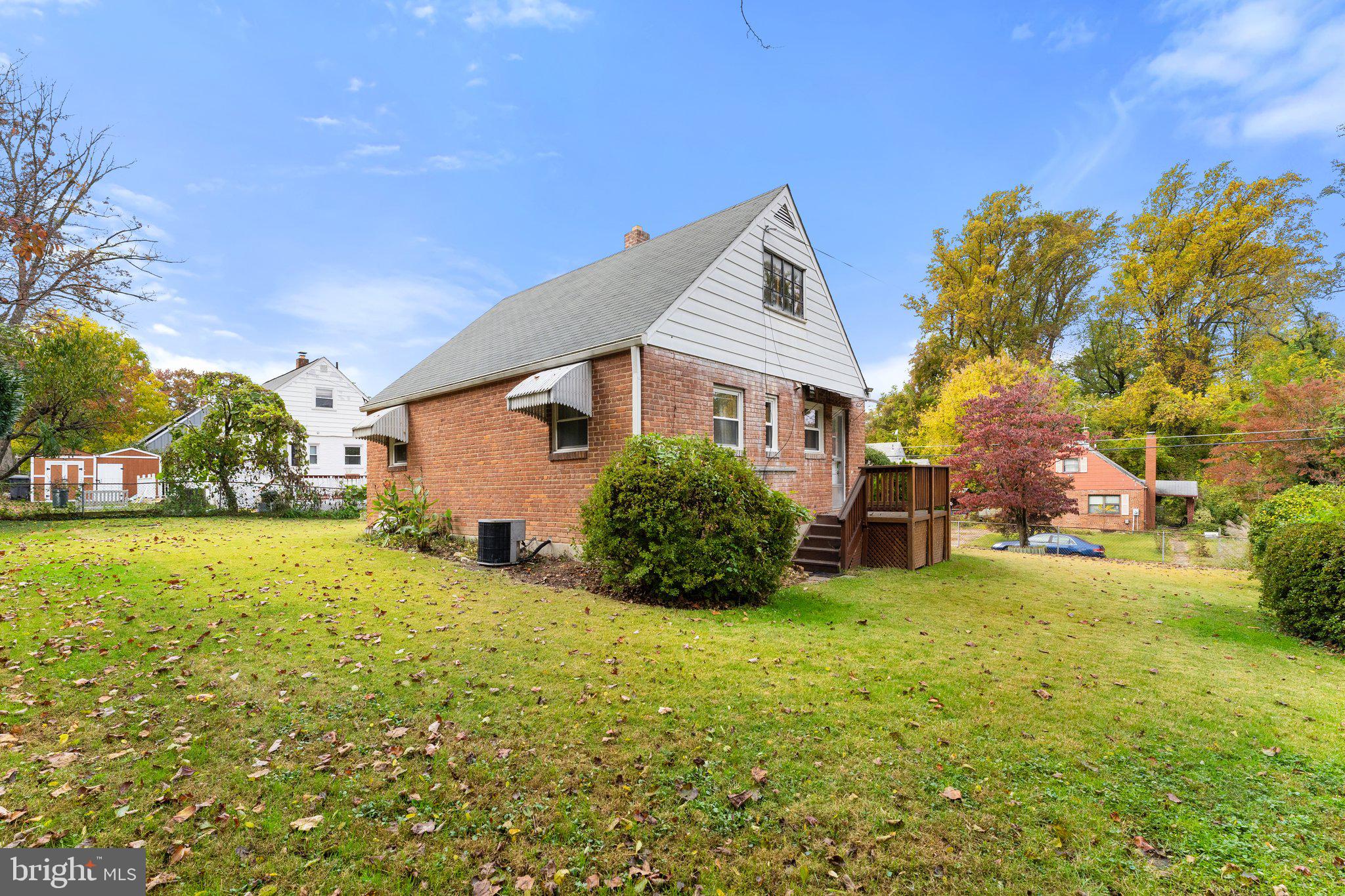 TYLER PARK - Residential