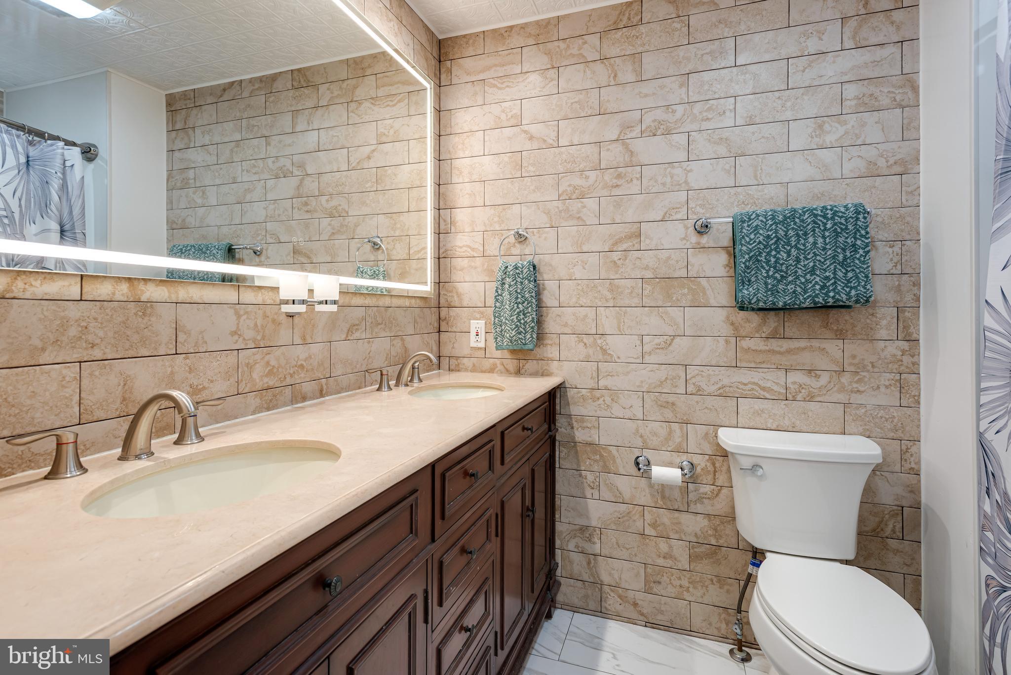 CHESTERBROOK - Residential