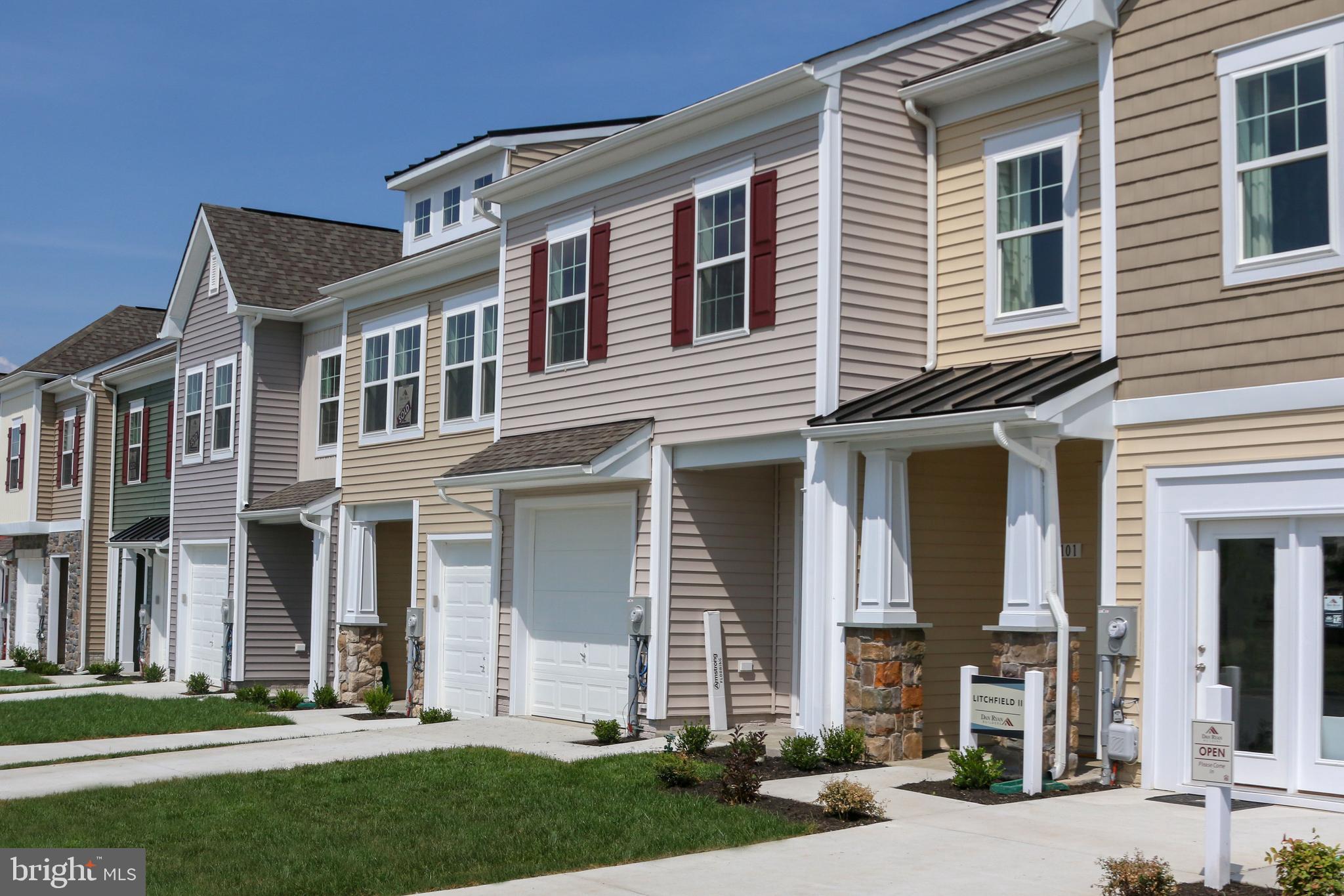 MCCAULEY CROSSING - Residential