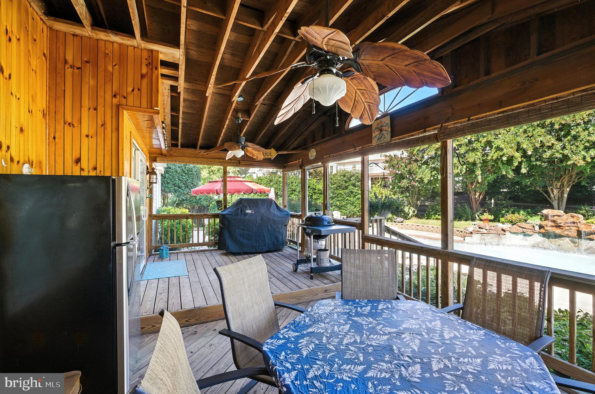 OVERVIEW MANOR - Residential