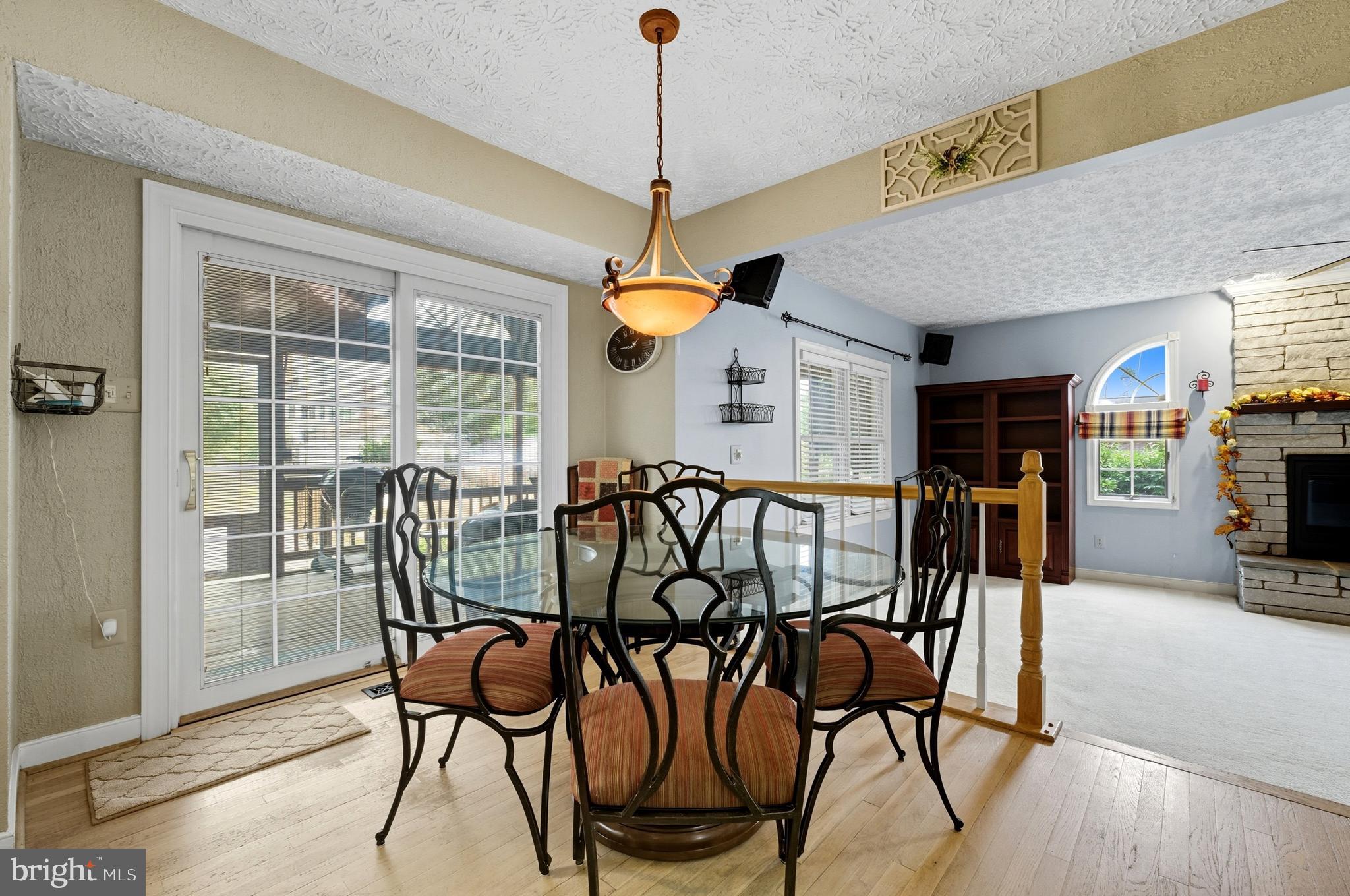 OVERVIEW MANOR - Residential