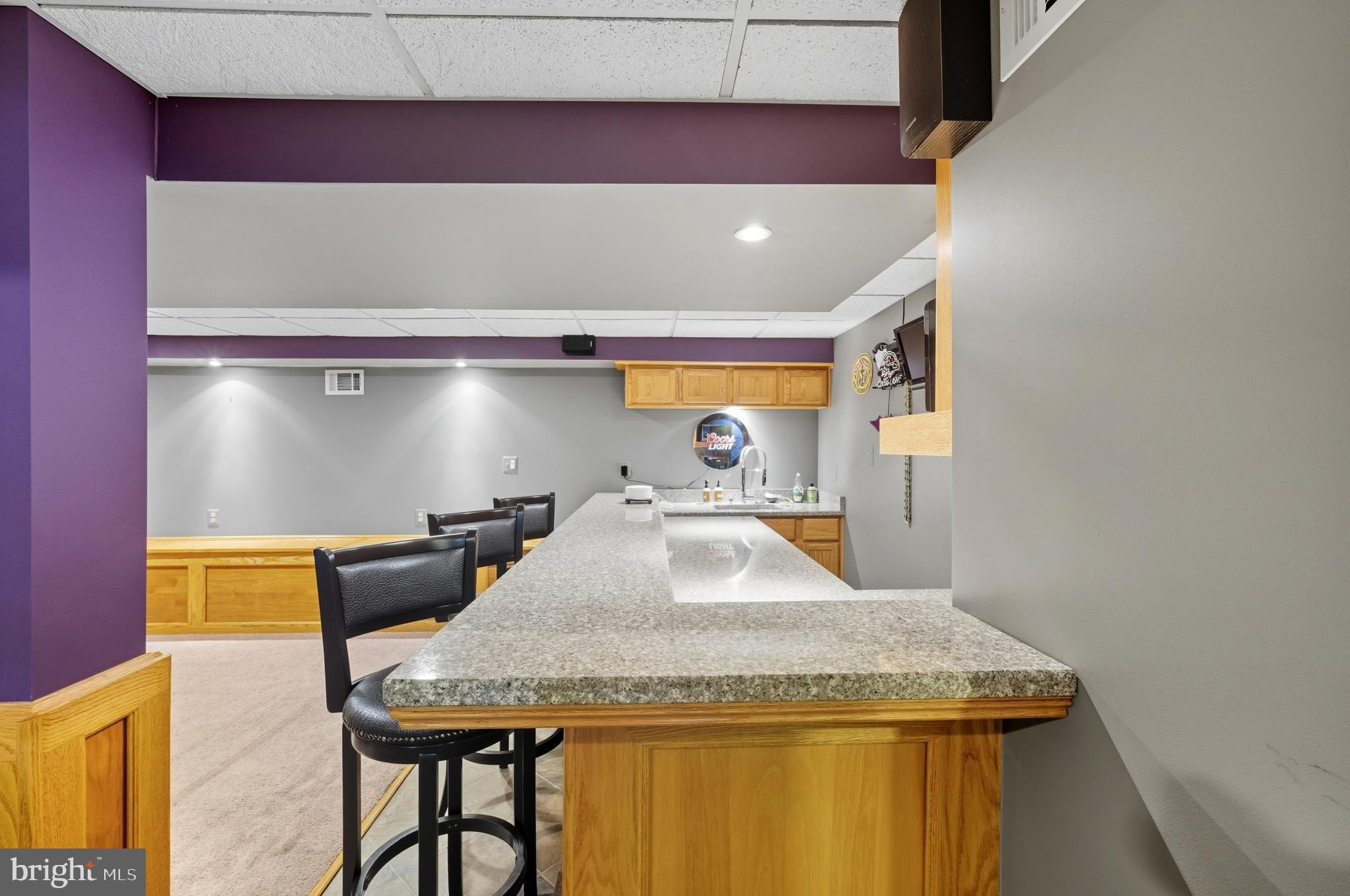 OVERVIEW MANOR - Residential