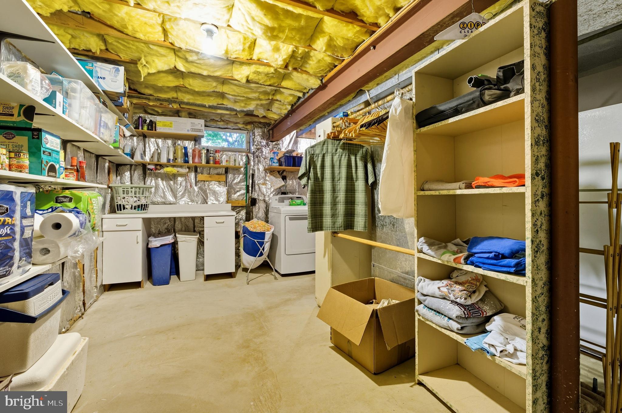 OVERVIEW MANOR - Residential