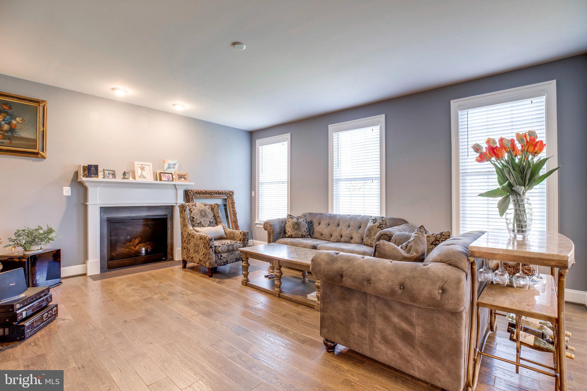 MARBURY - Residential