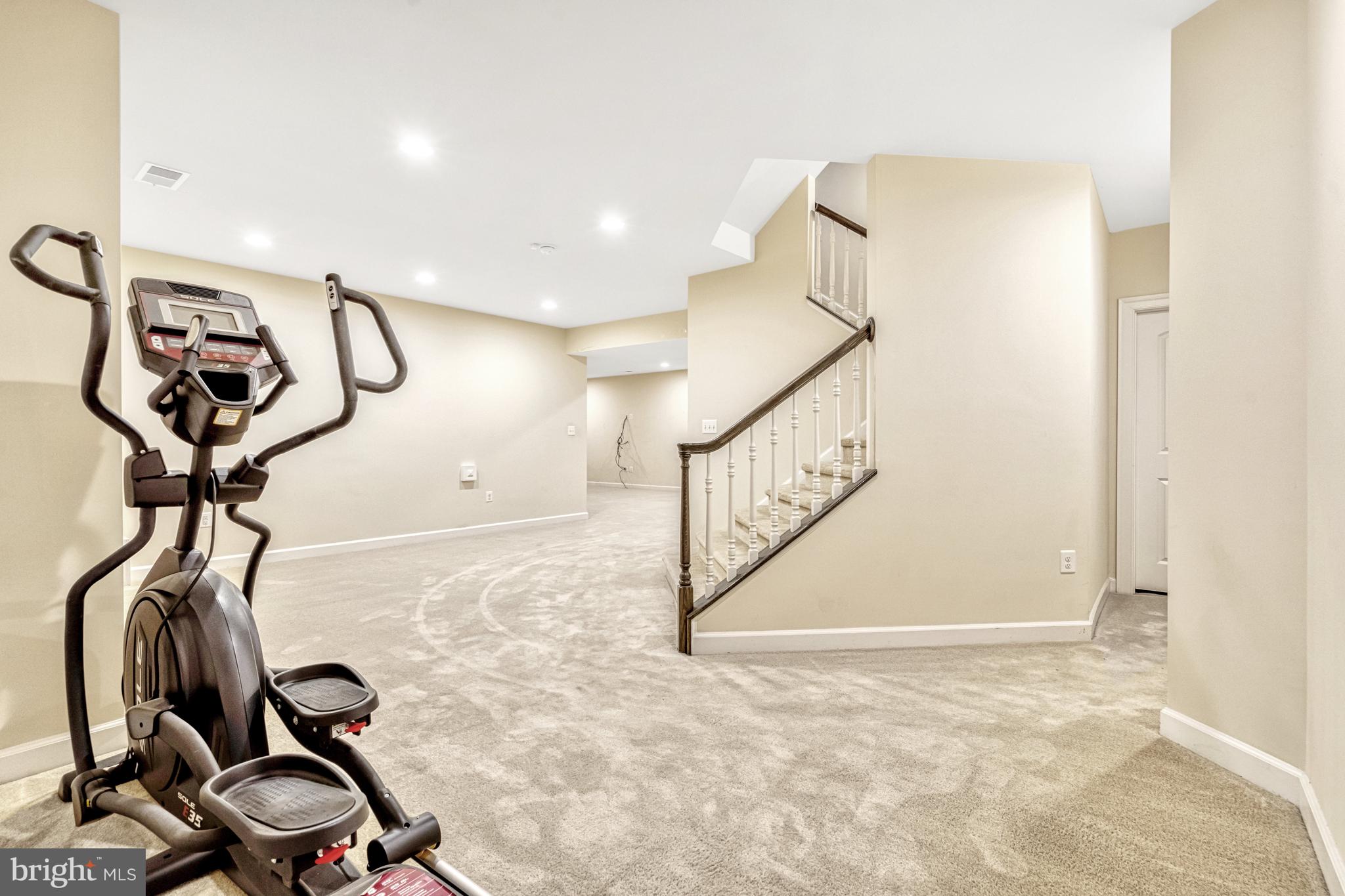 MARBURY - Residential