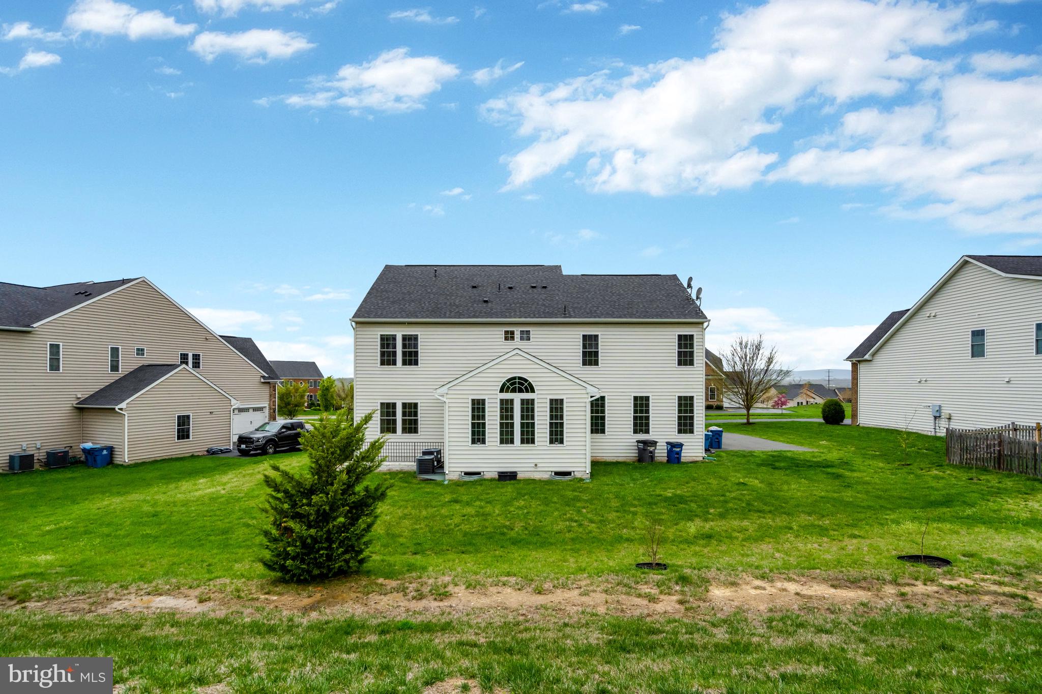 MARBURY - Residential