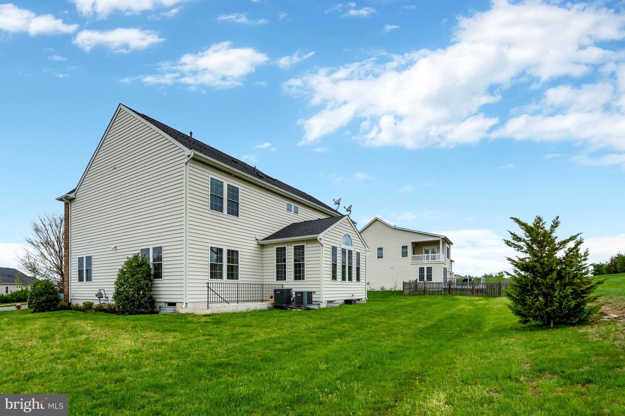 MARBURY - Residential