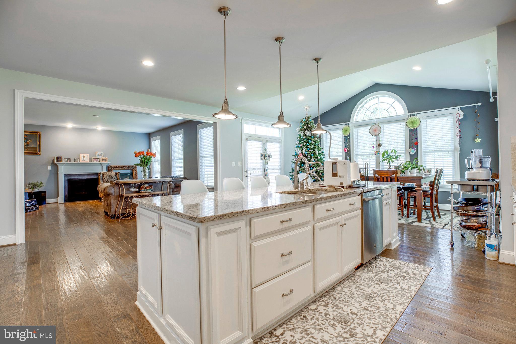 MARBURY - Residential