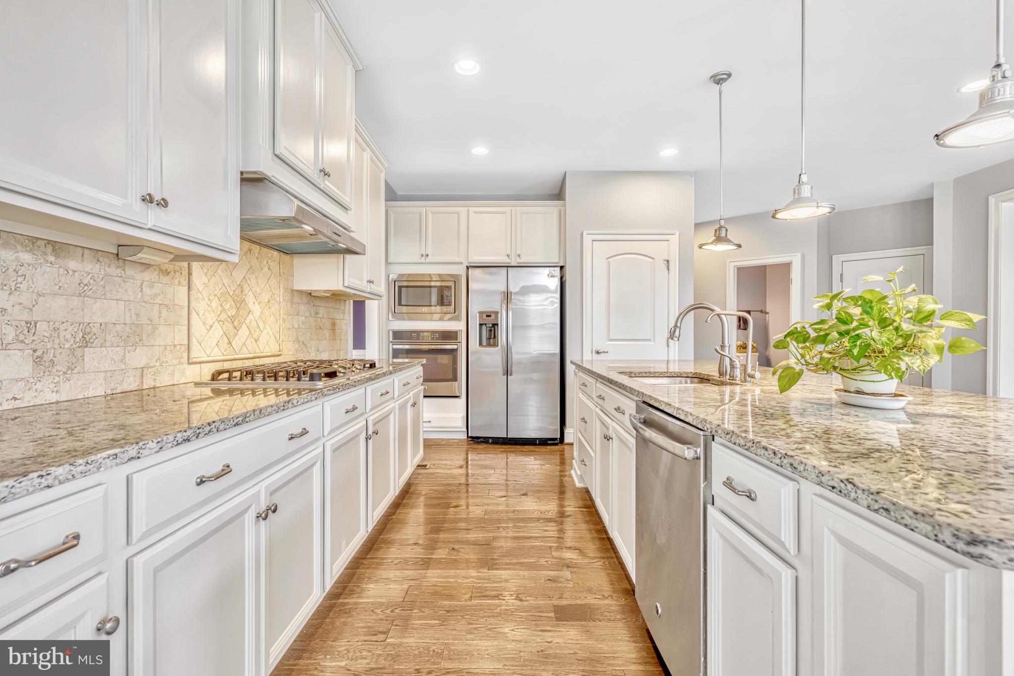 MARBURY - Residential