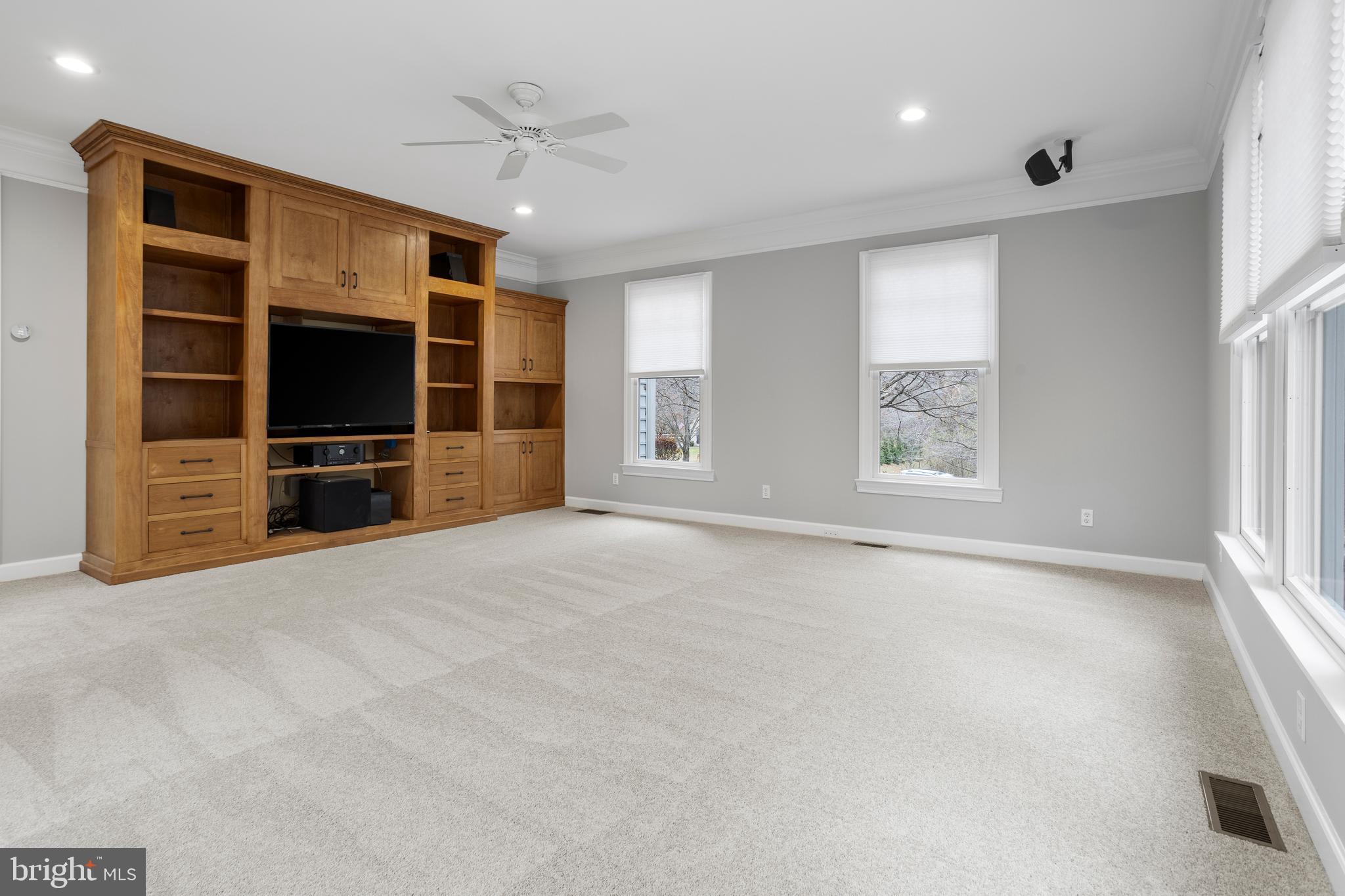 BROOKSIDE - Residential