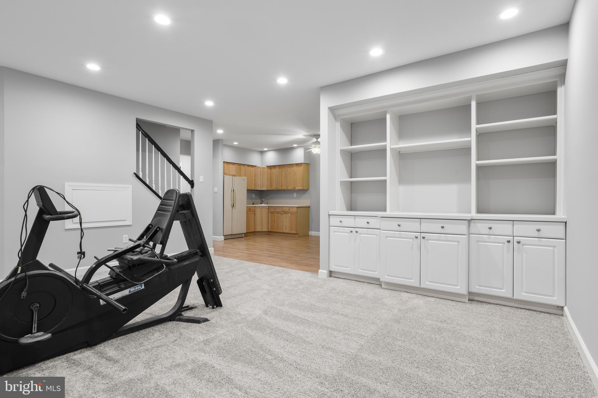 BROOKSIDE - Residential