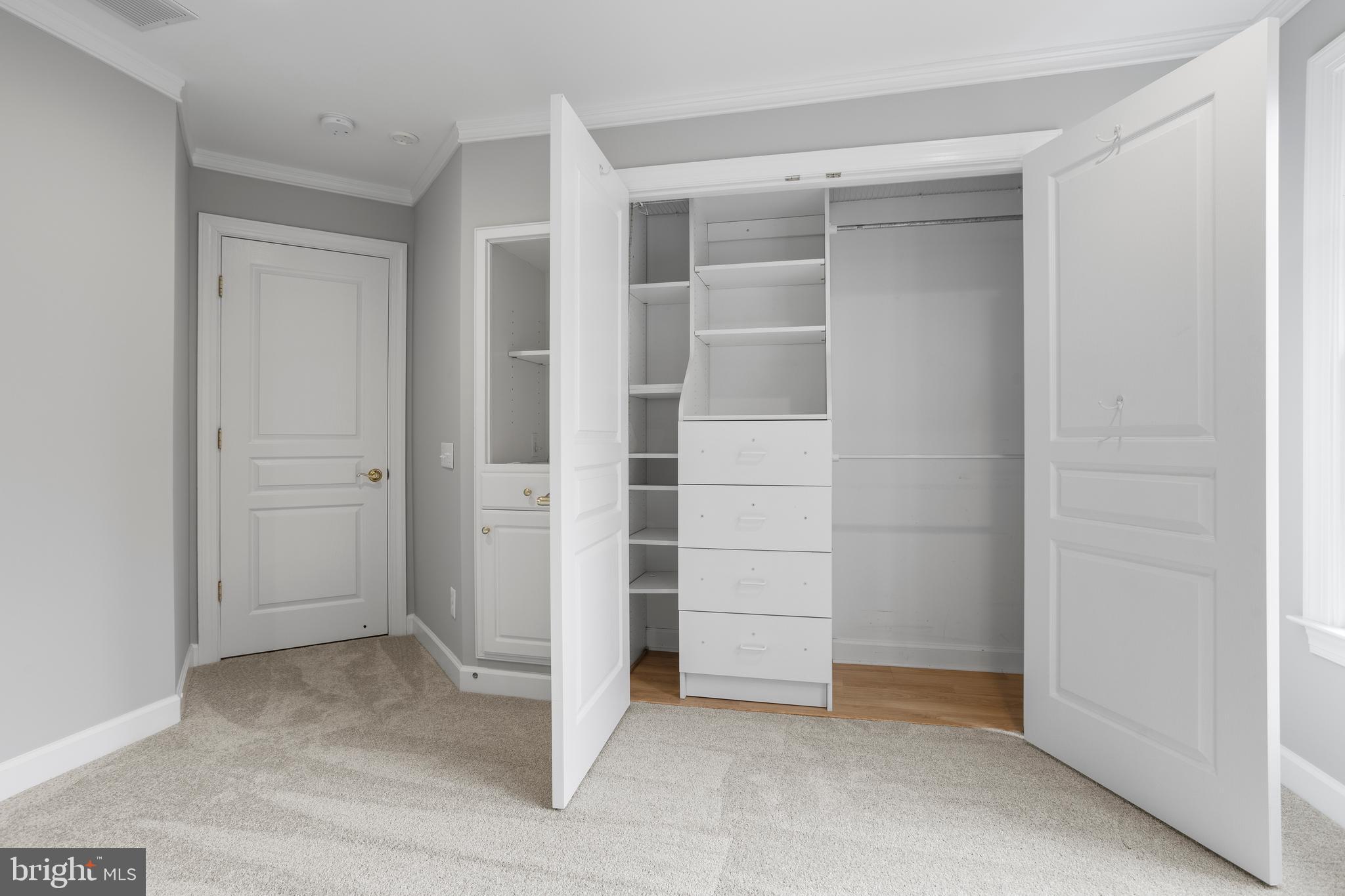 BROOKSIDE - Residential