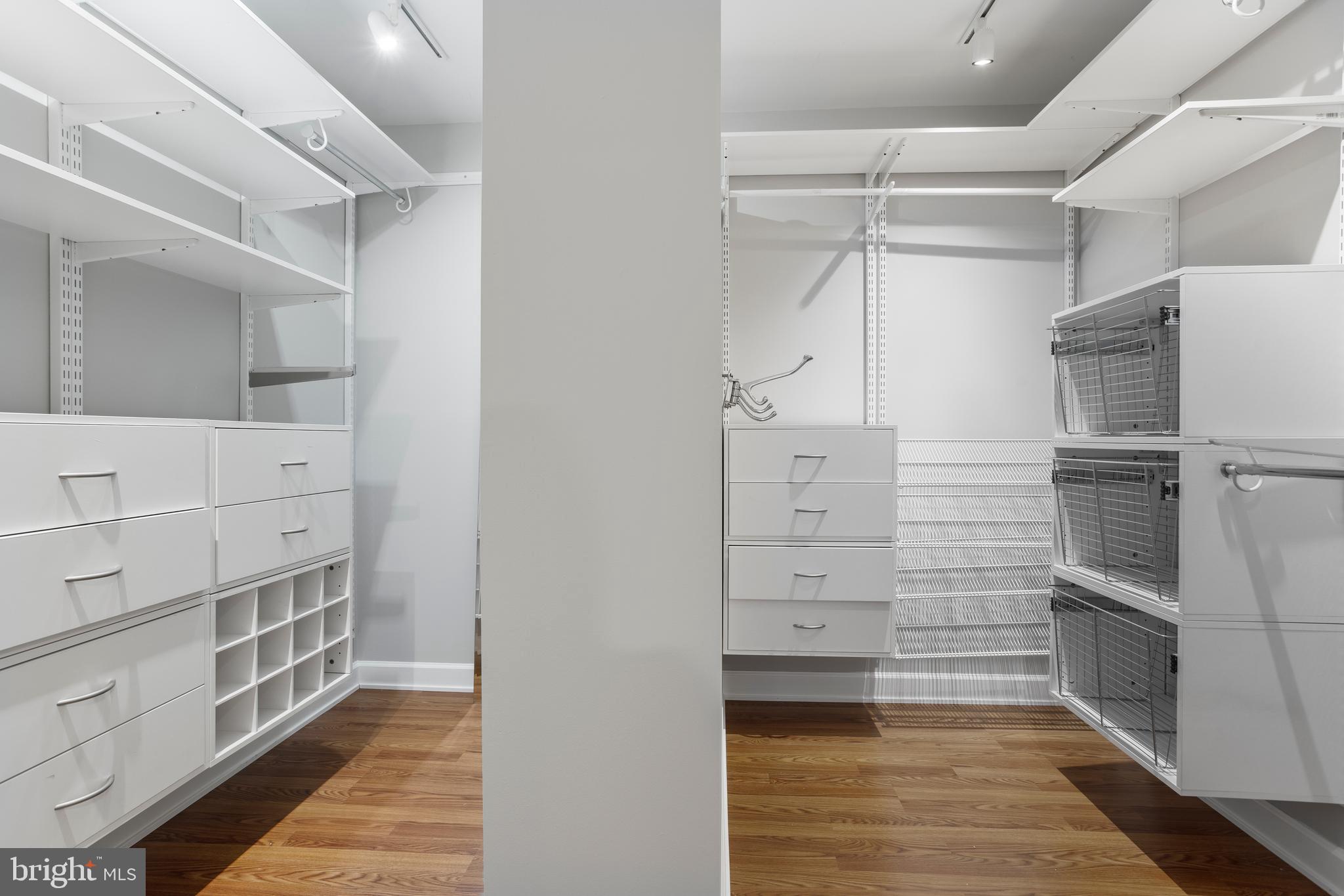 BROOKSIDE - Residential