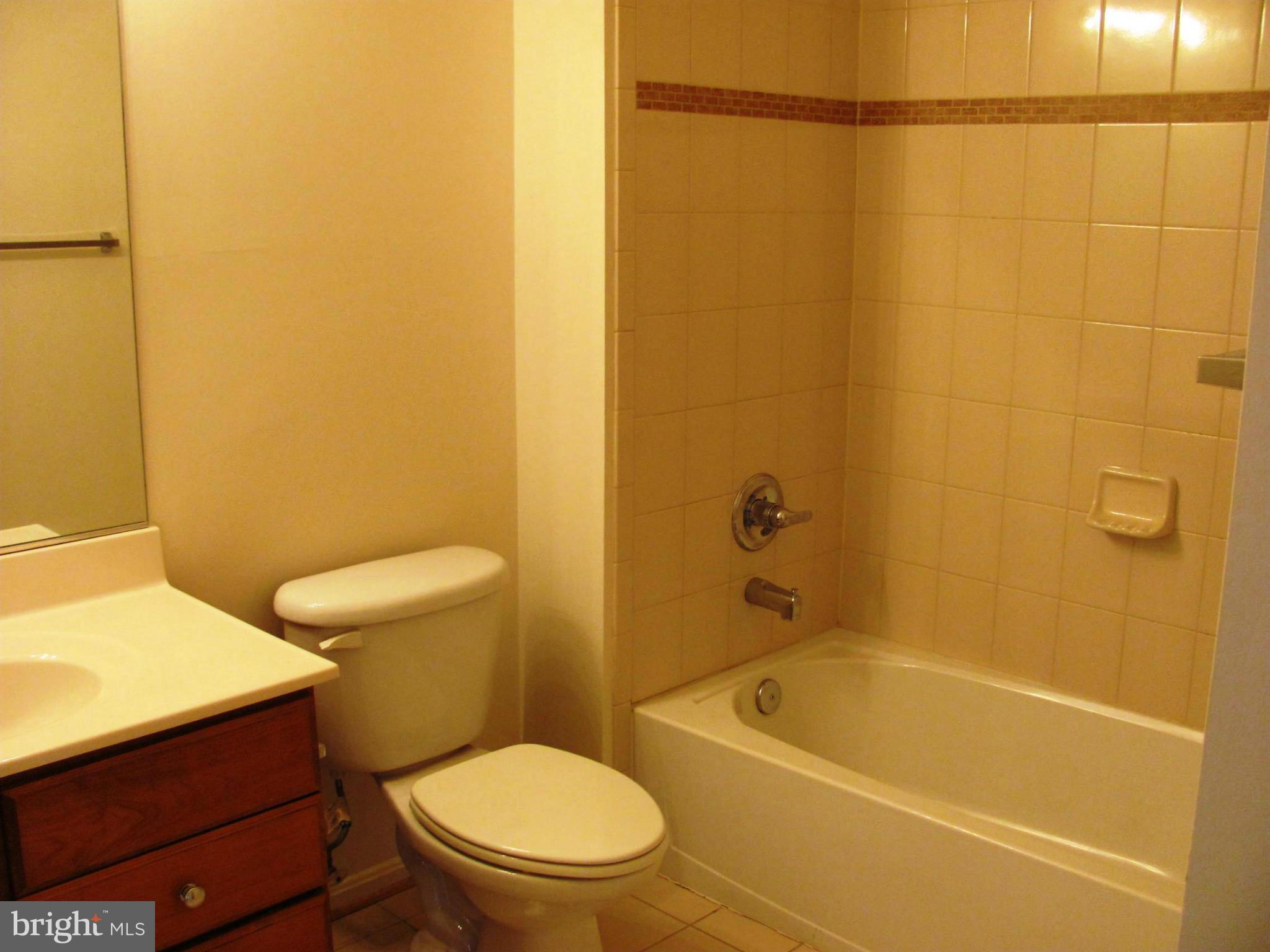 LEELAND STATION - Residential Lease