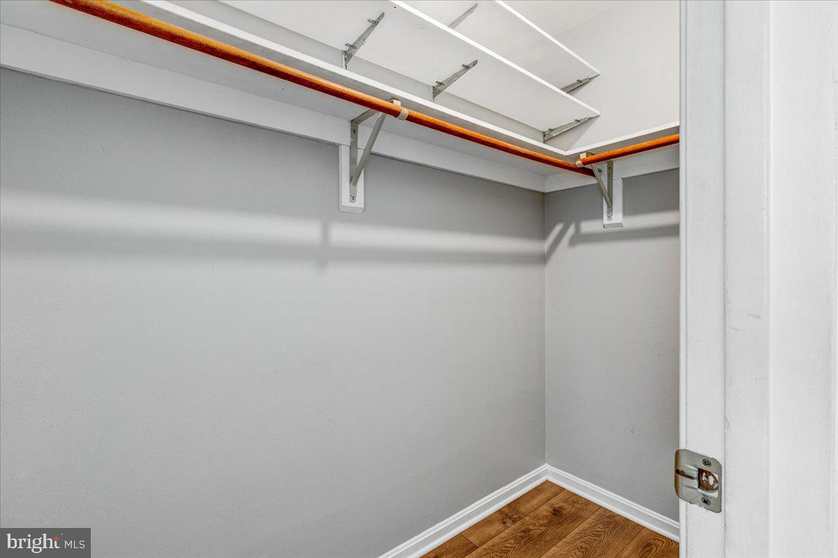 LANCASTER - Residential