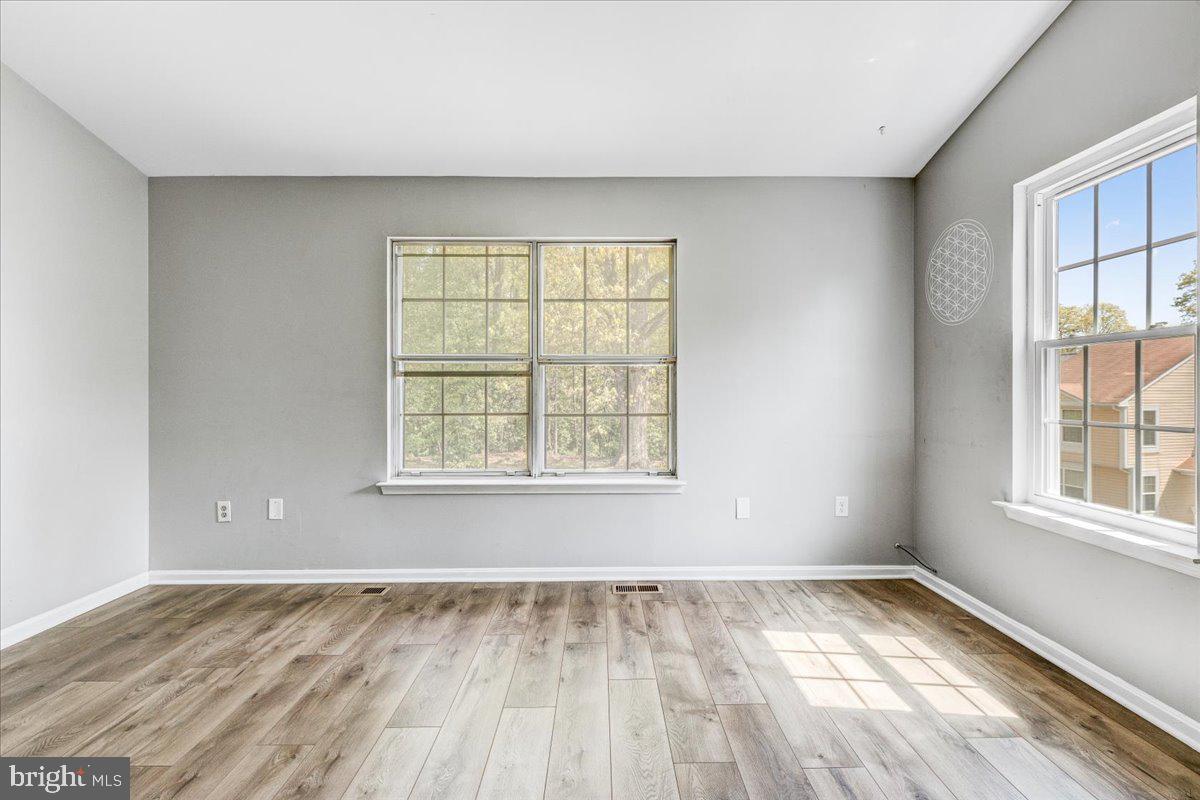 LANCASTER - Residential