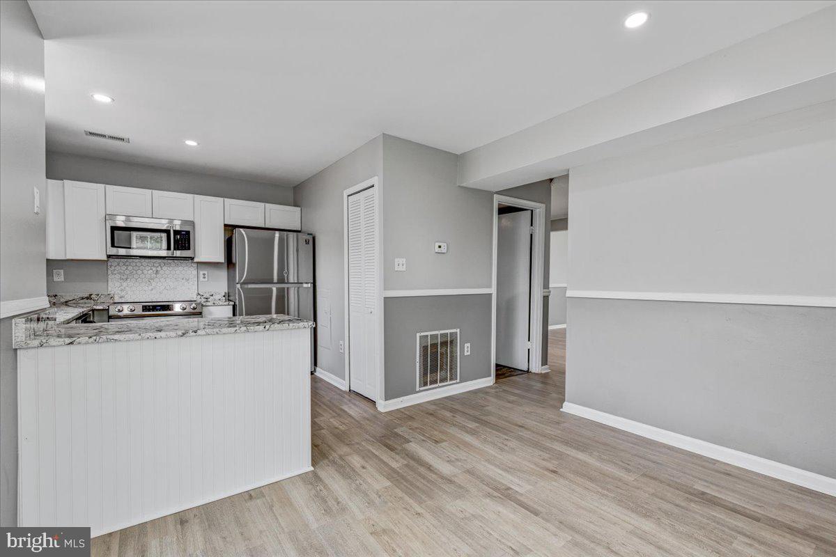 LANCASTER - Residential