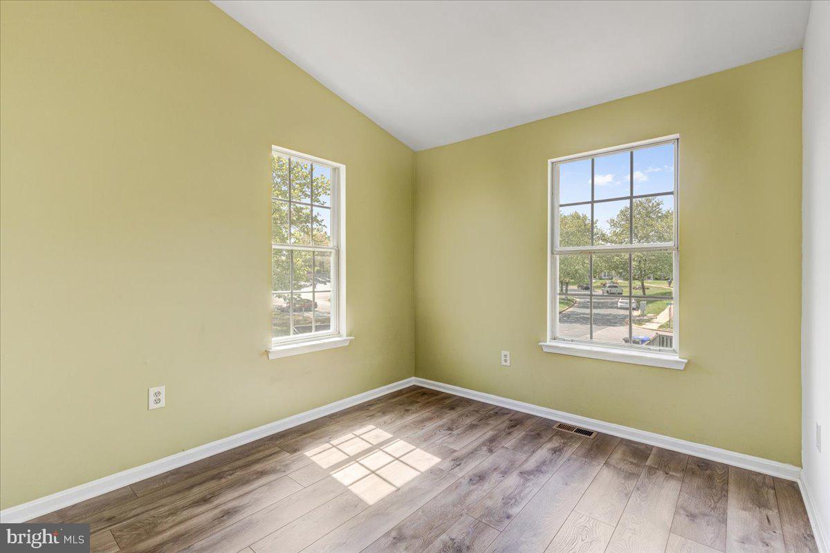 LANCASTER - Residential