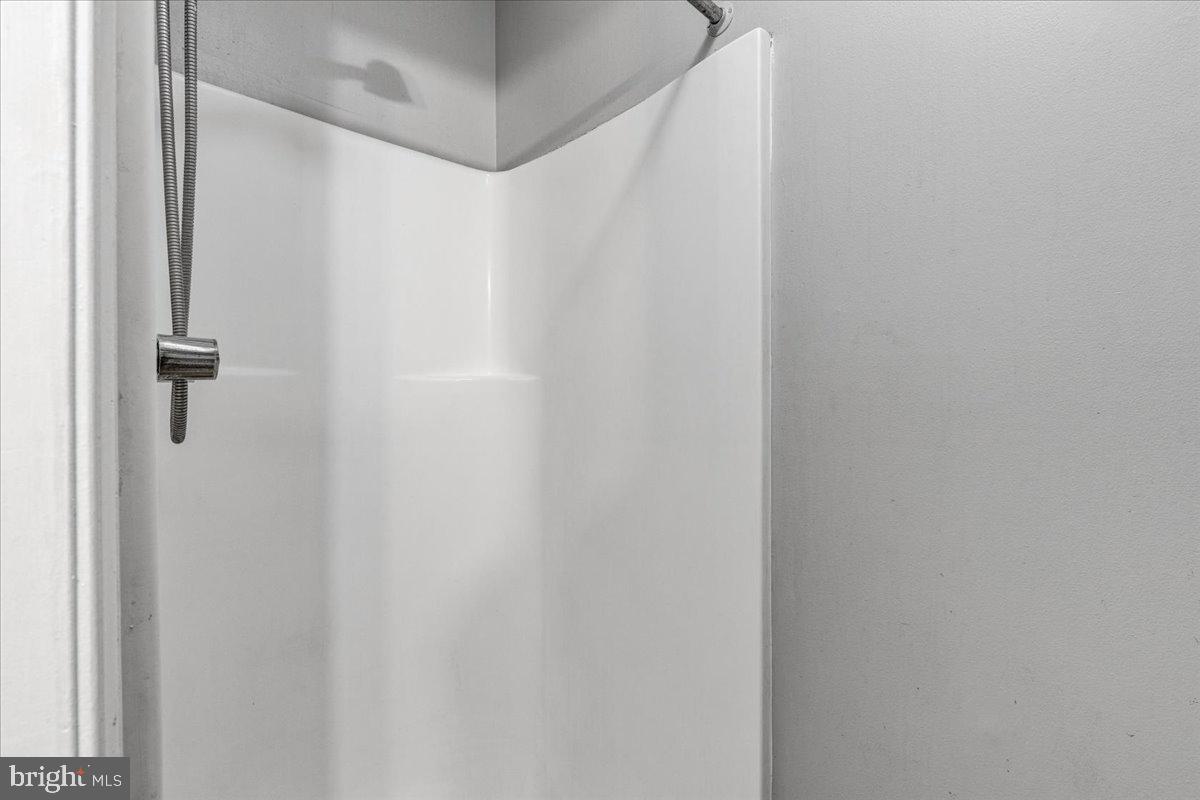 LANCASTER - Residential