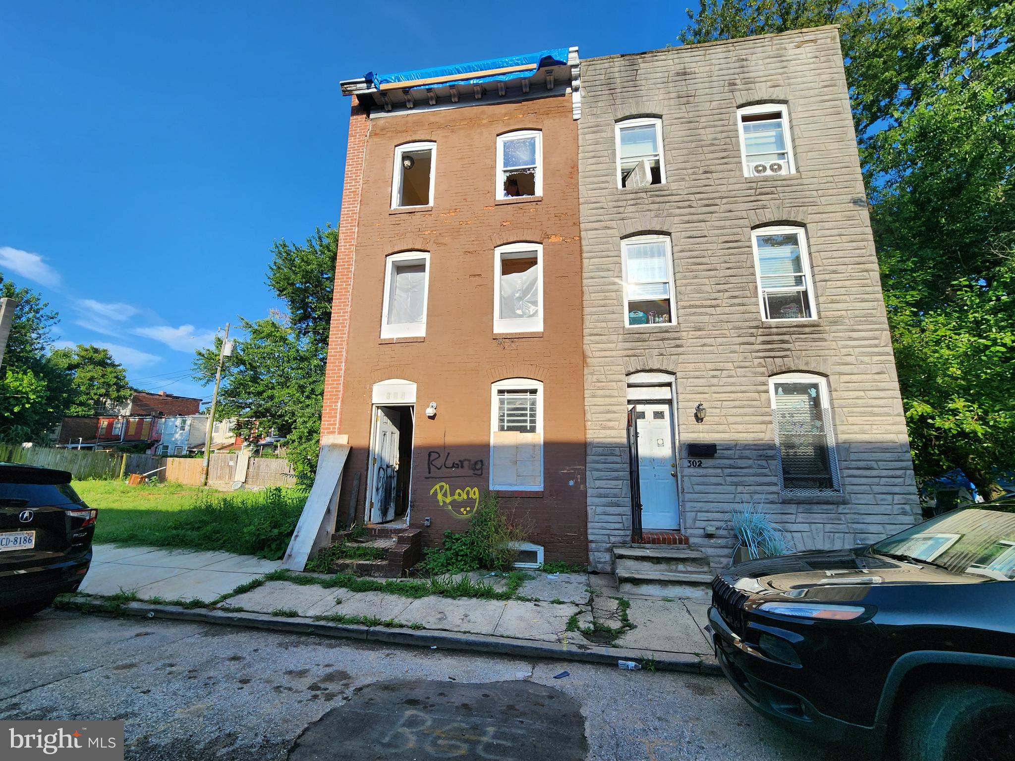 ONLINE AUCTION: Bidding begins 7/24/2025 @ 10:00 AM. Bidding ends 7/28/2025 @ 11:20 AM. List Price is Suggested Opening Bid. Deposit: $7,500.
3 story townhome in the Carrollton Ridge area.
Just blocks from Westside Shopping Center and minutes to Carroll Park.
Closest traffic arteries are Frederick Ave and S Monroe St.
Vacant framed shell in need of renovation.